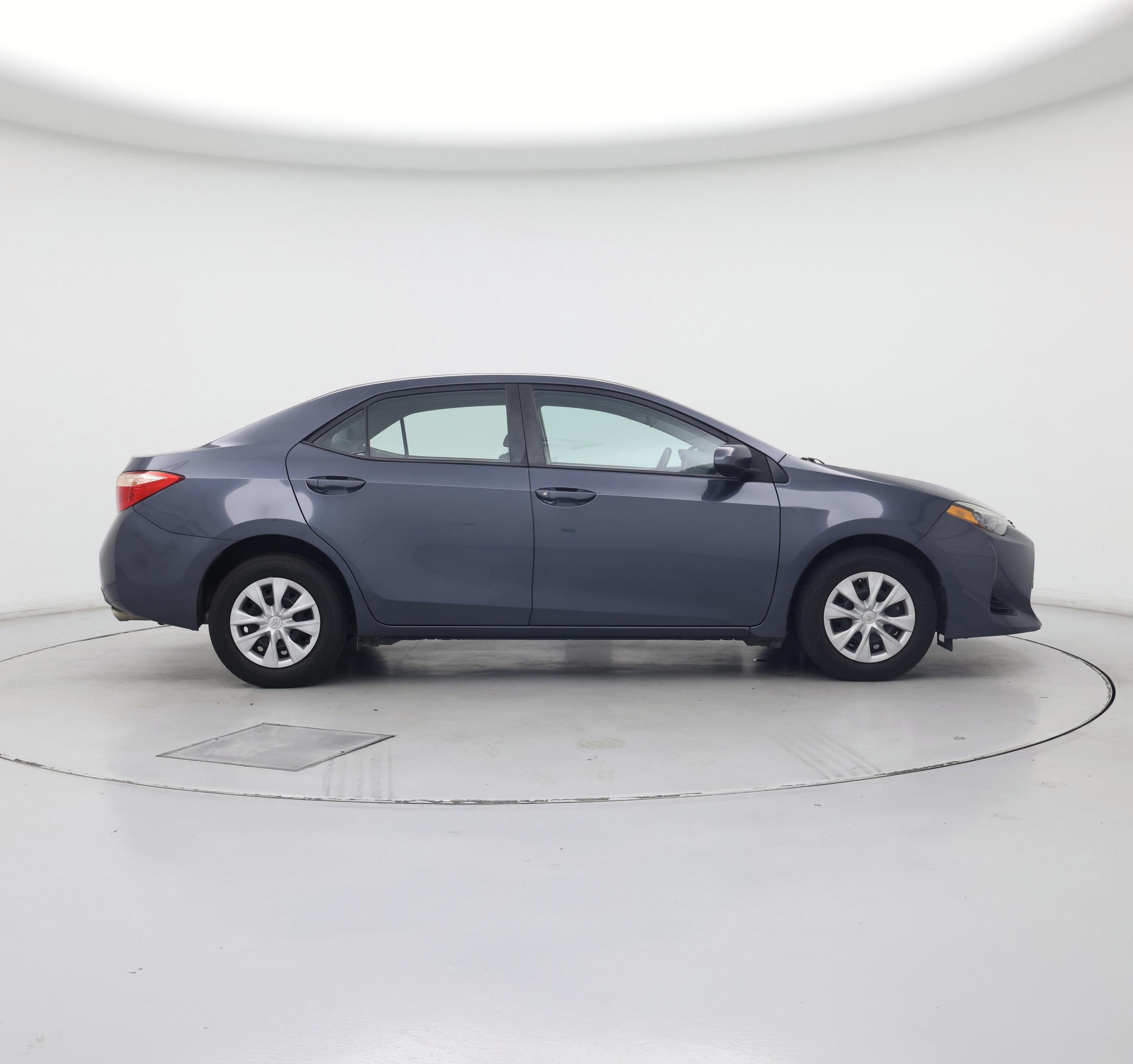 Thumbnail: 2017 Toyota Corolla - 7
