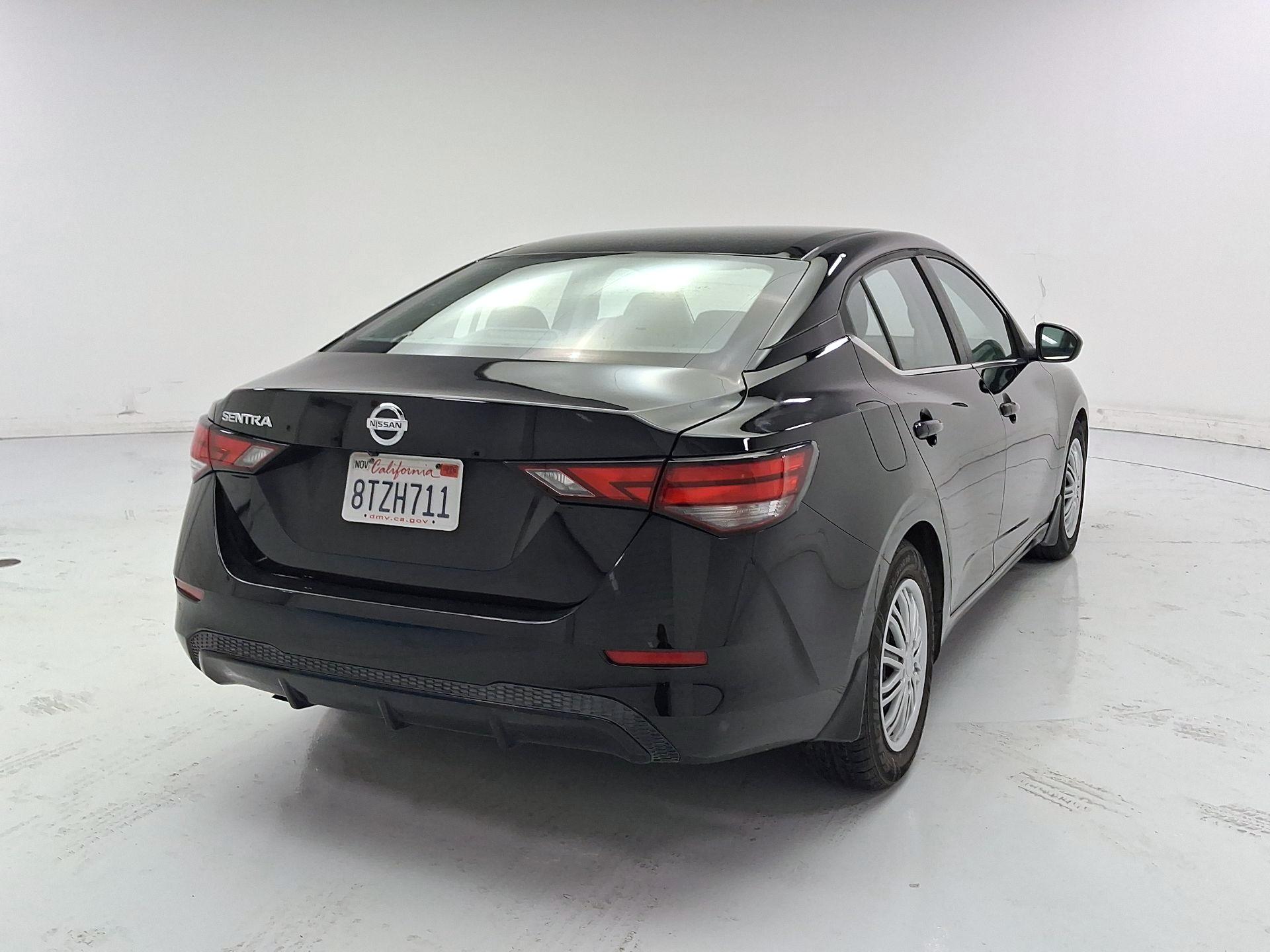 Thumbnail: 2020 Nissan Sentra - 5