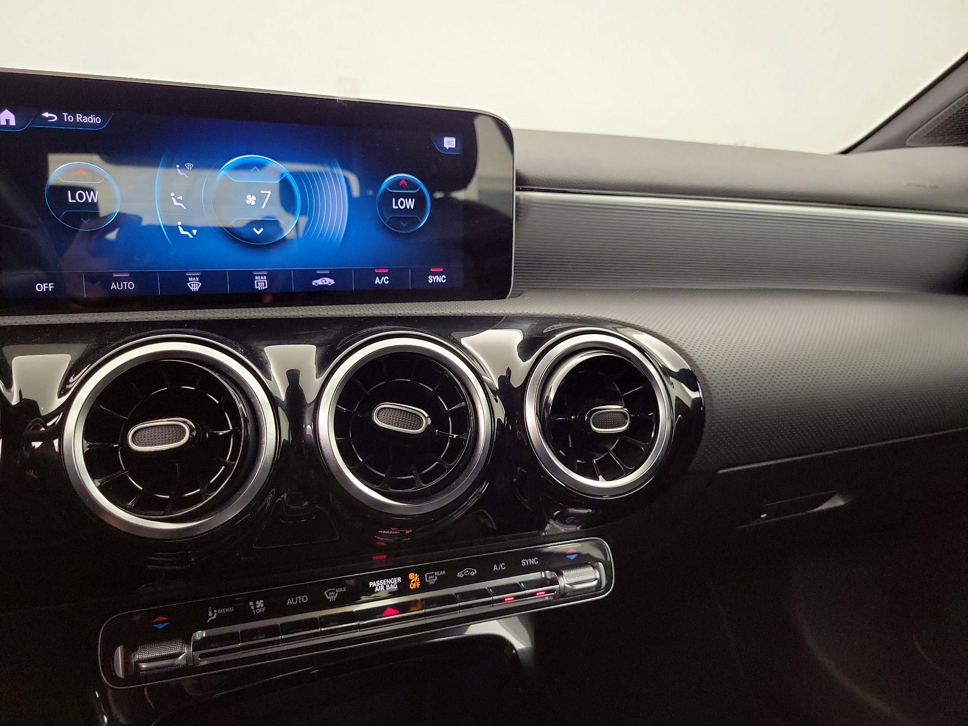 Thumbnail: 2020 Mercedes-Benz A-Class - 16