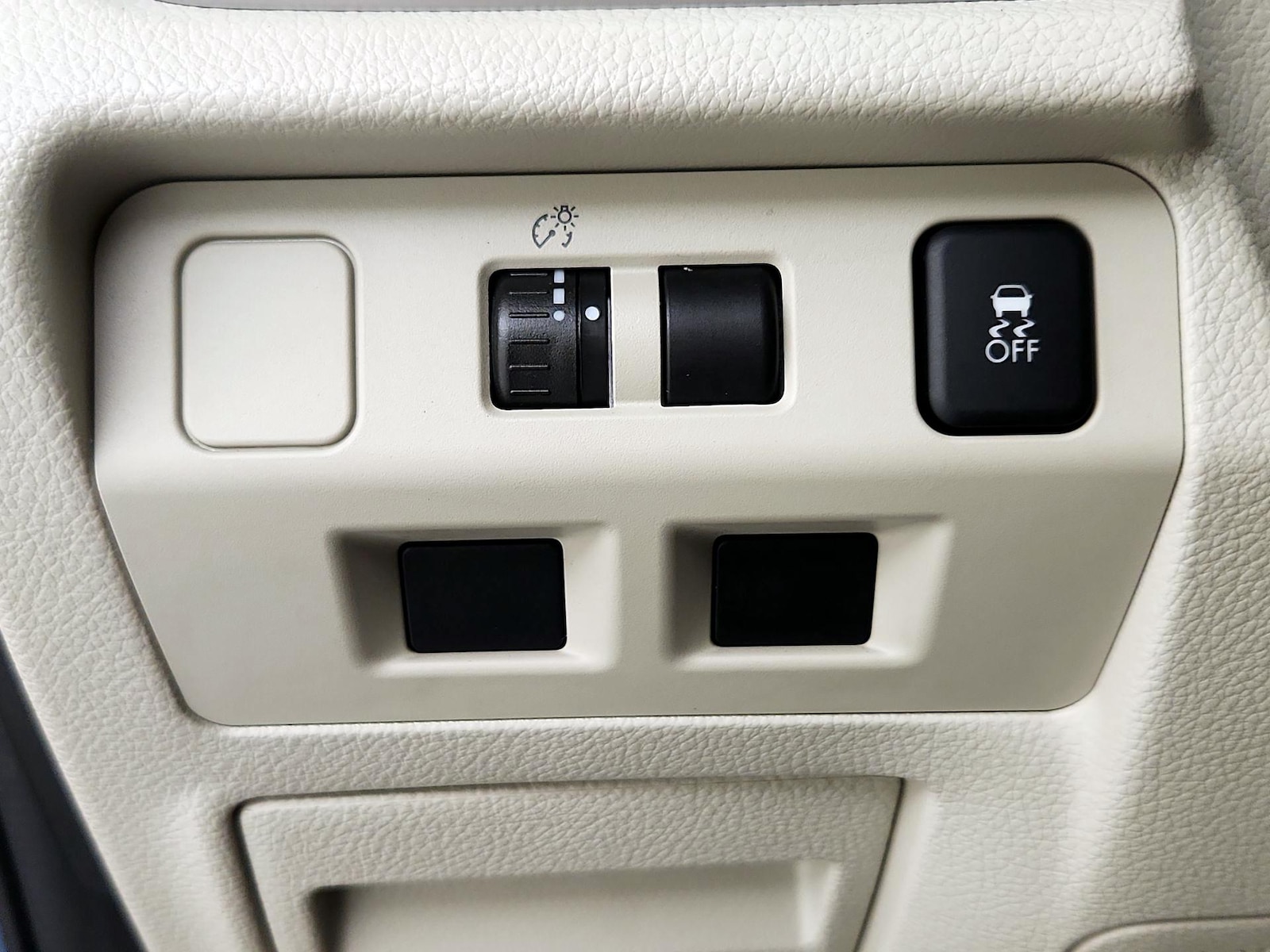 2014 Subaru XV Crosstrek Limited - Photo 14