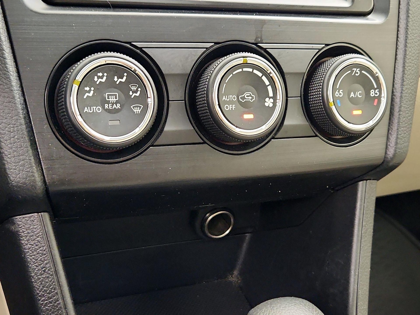 2014 Subaru XV Crosstrek Limited - Photo 18