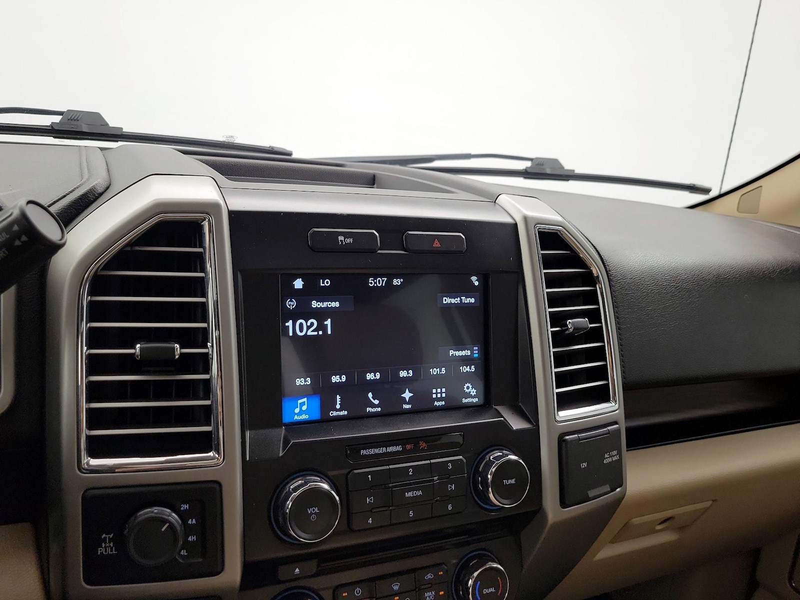 2016 Ford F-150 Lariat - Photo 17