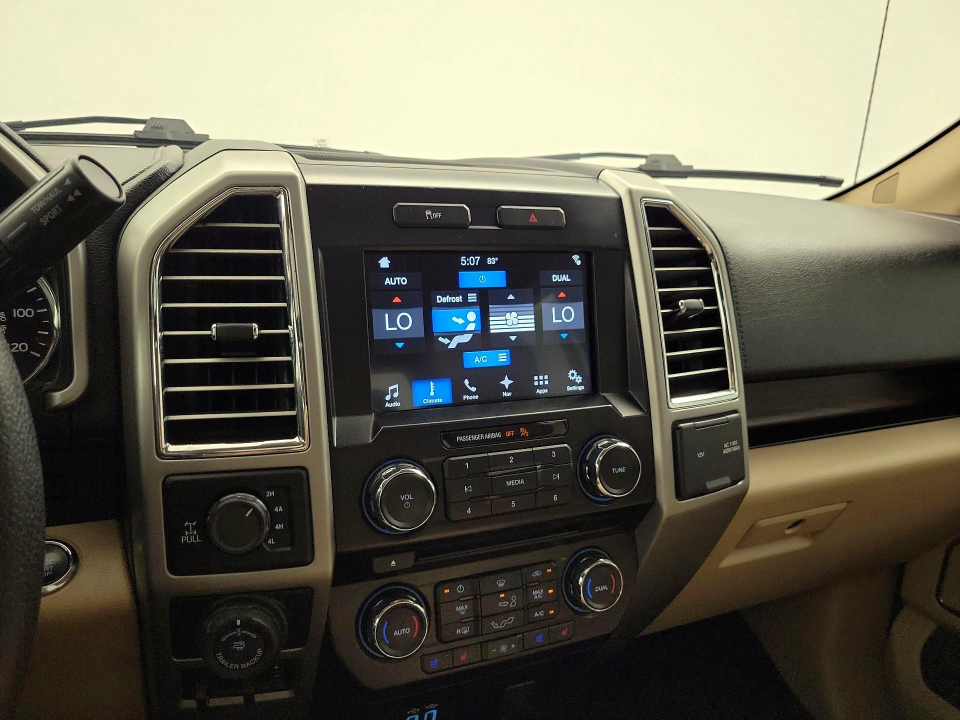 Thumbnail: 2016 Ford F-150 - 17