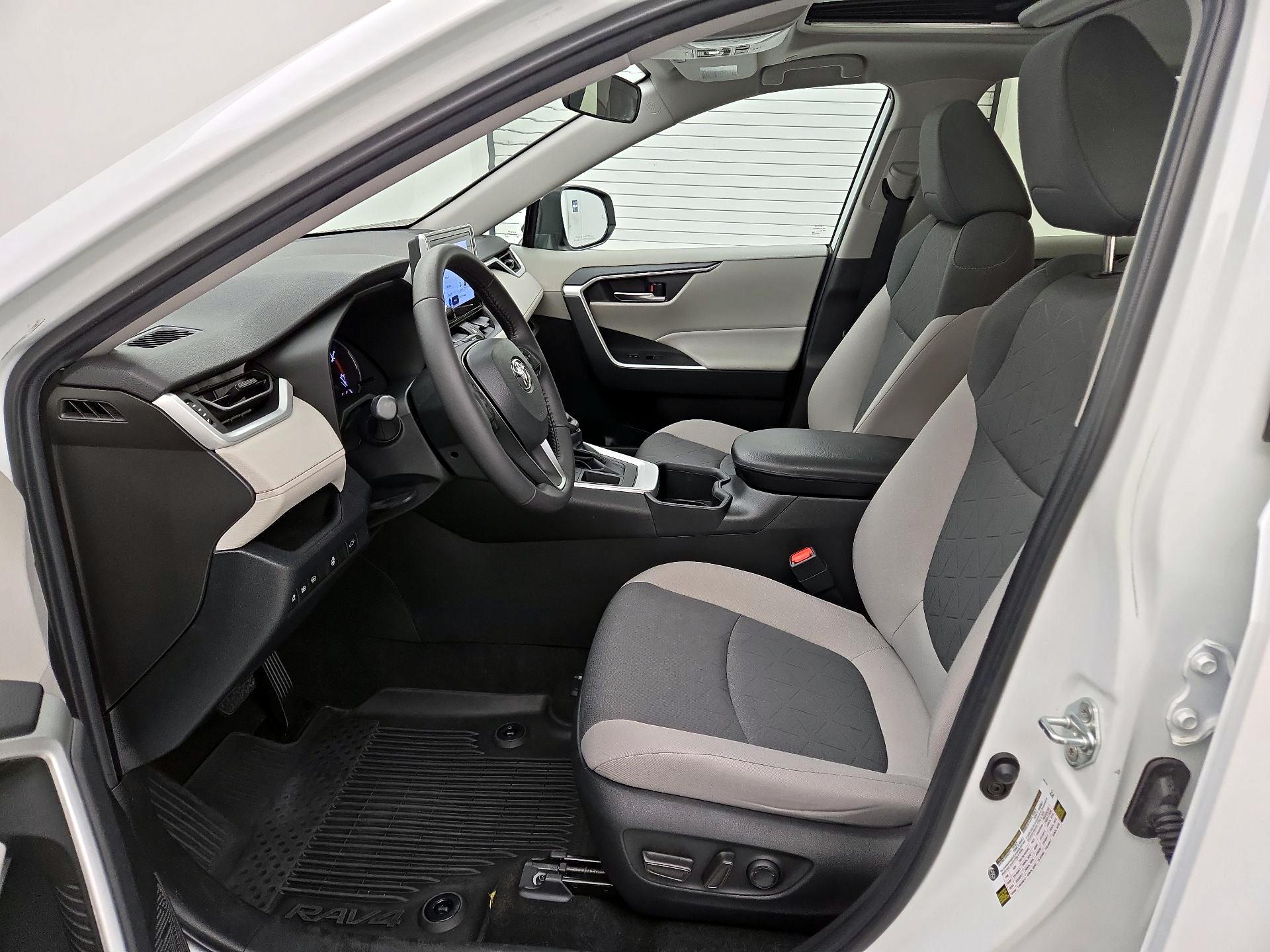Thumbnail: 2023 Toyota RAV4 - 11