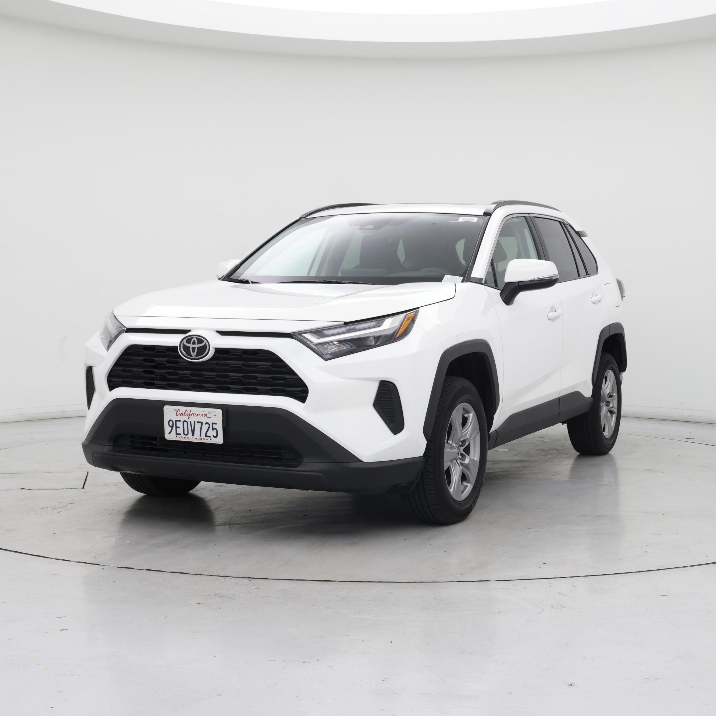 Thumbnail: 2023 Toyota RAV4 - 4