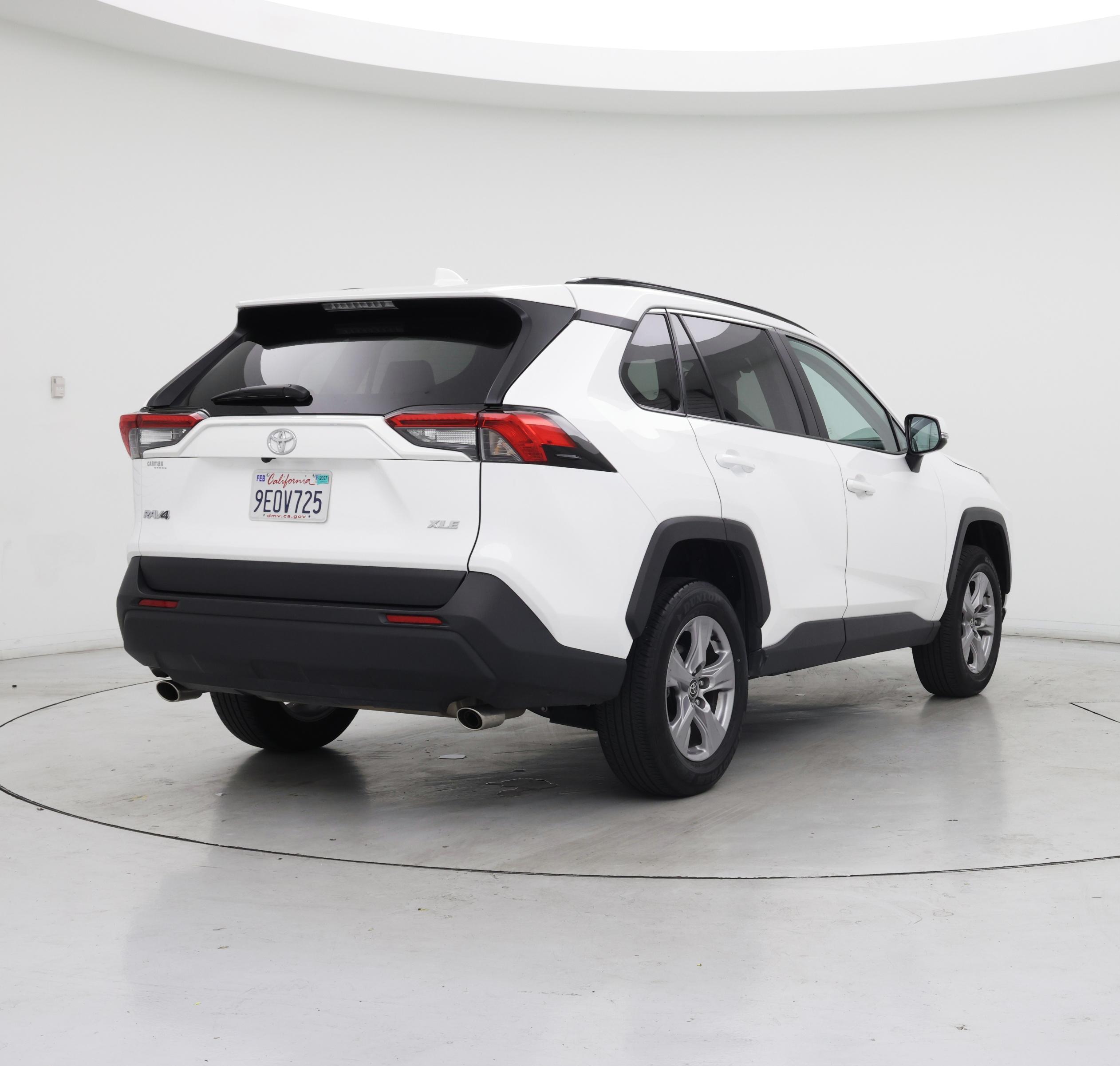 Thumbnail: 2023 Toyota RAV4 - 8