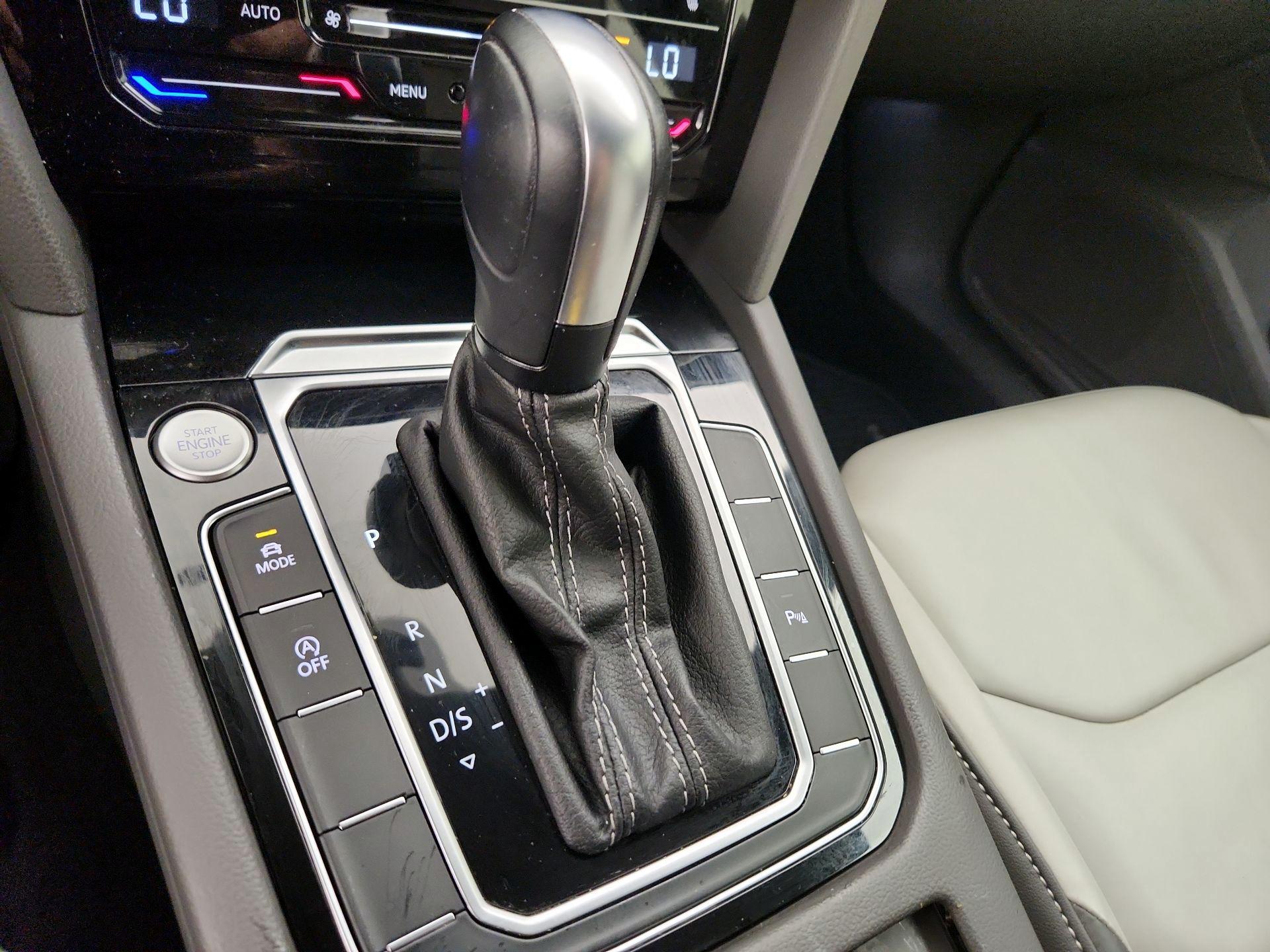 Thumbnail: 2021 Volkswagen Arteon - 17