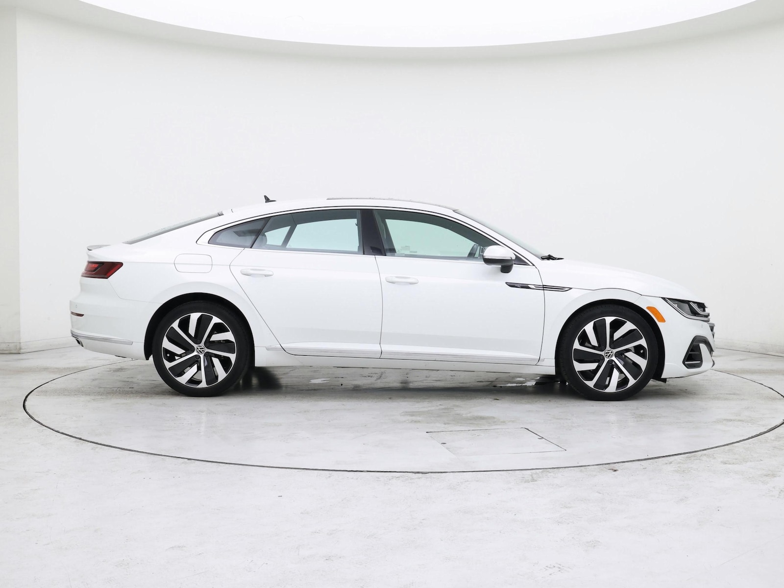2021 Volkswagen Arteon SEL R-Line - Photo 8