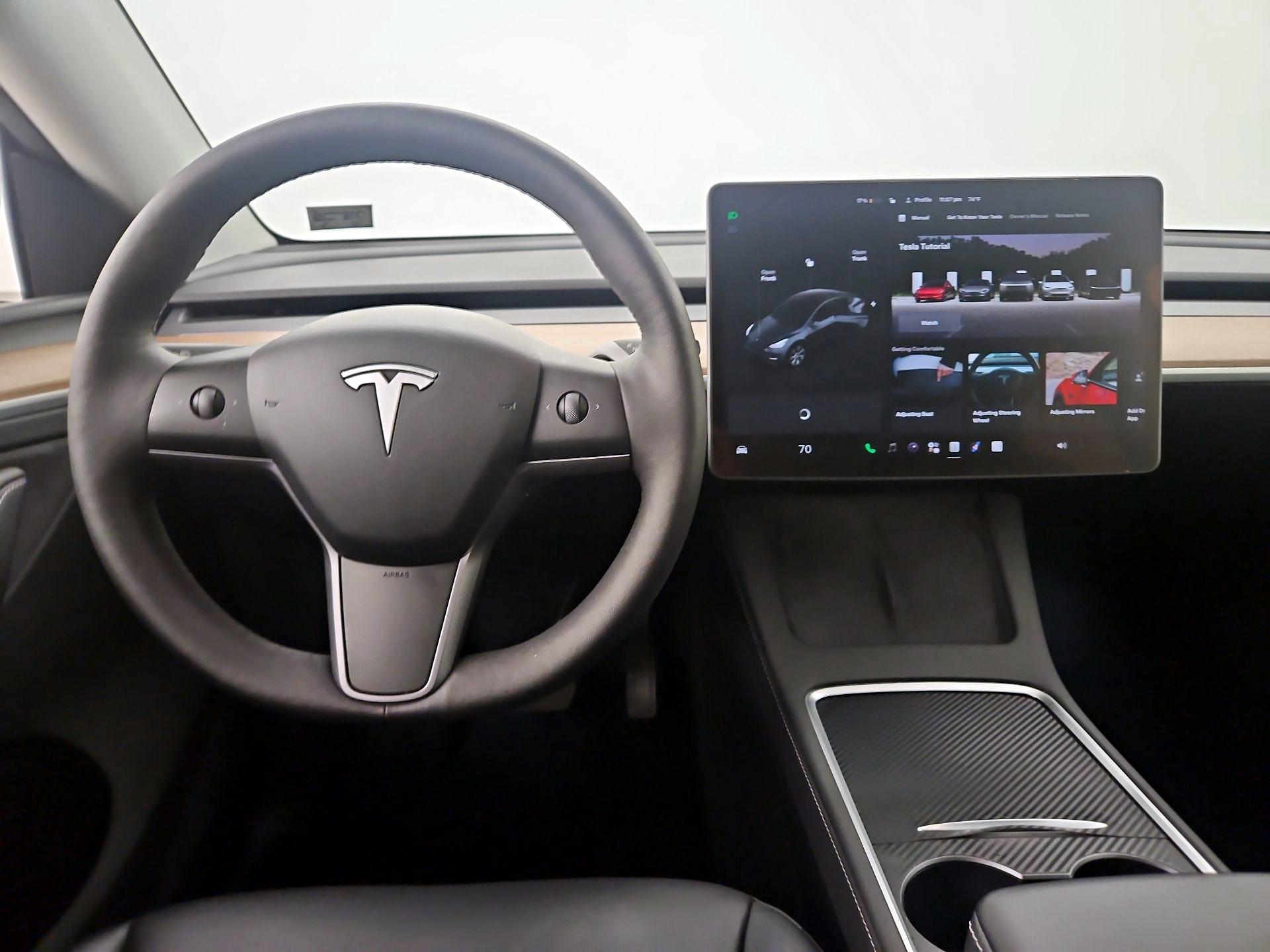 Thumbnail: 2023 Tesla Model Y - 10