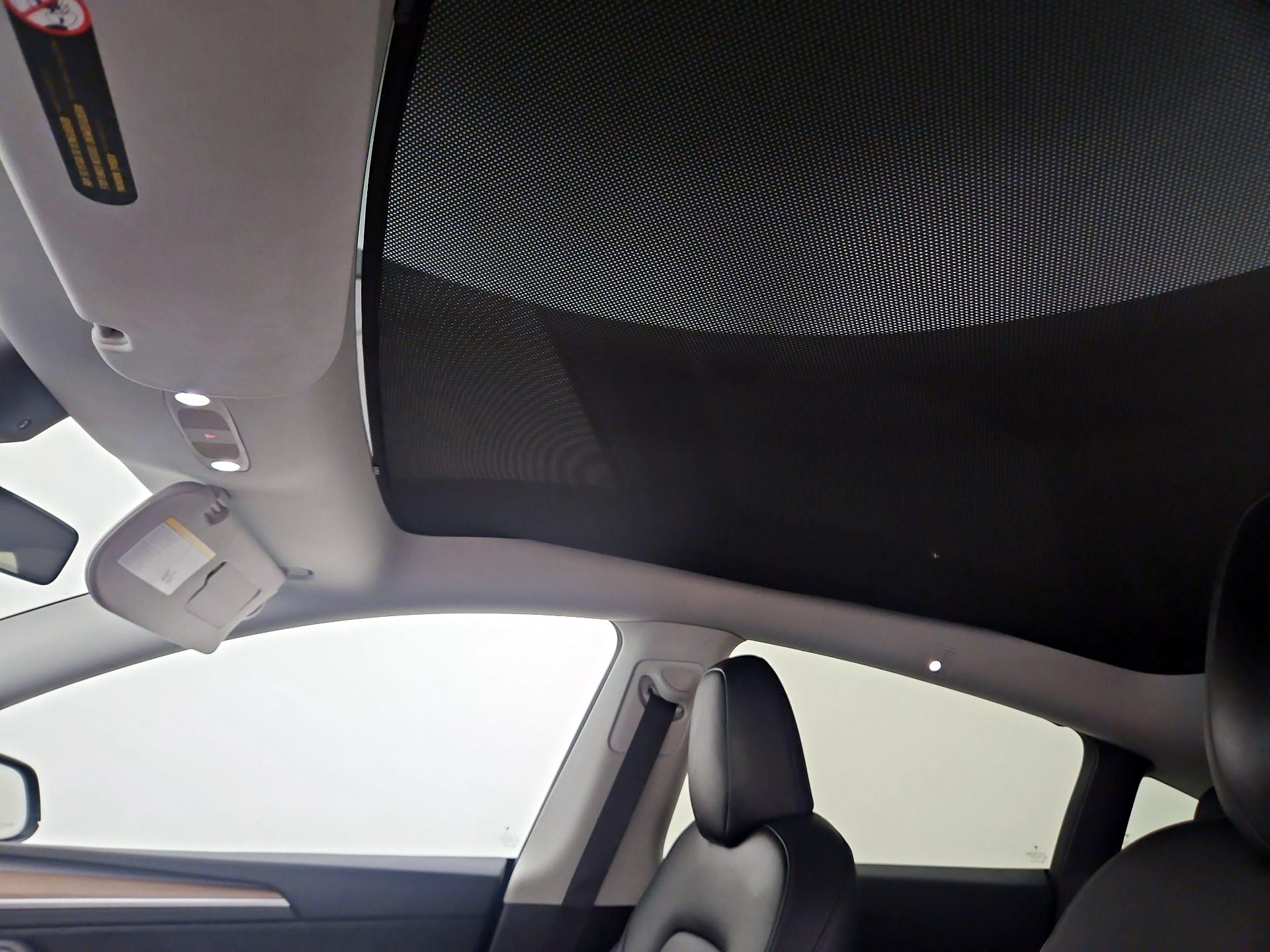 Thumbnail: 2023 Tesla Model Y - 18