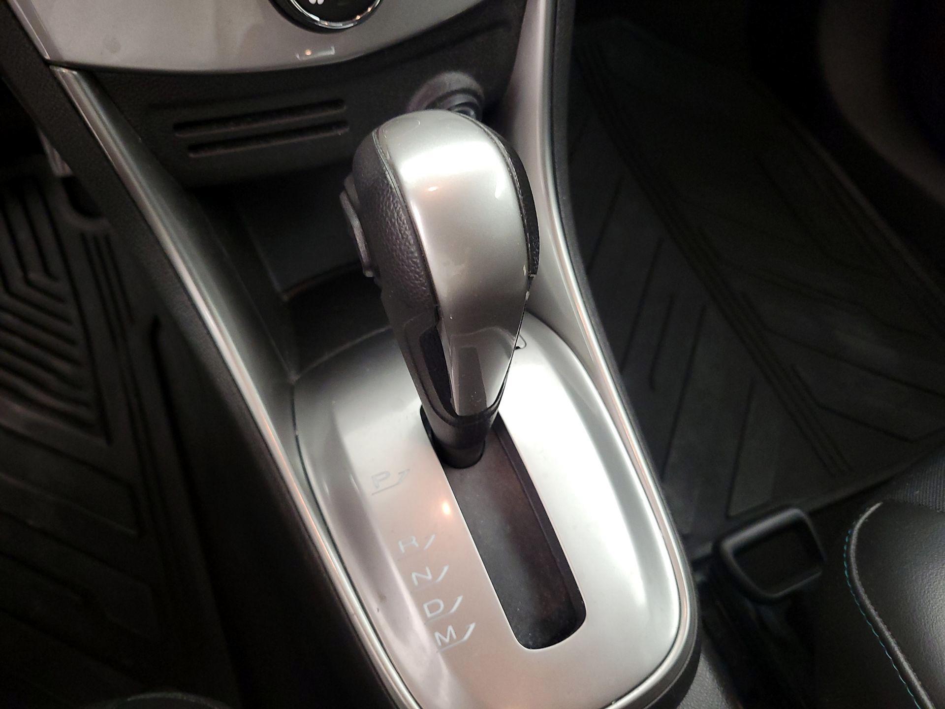 Thumbnail: 2016 Chevrolet Trax - 17