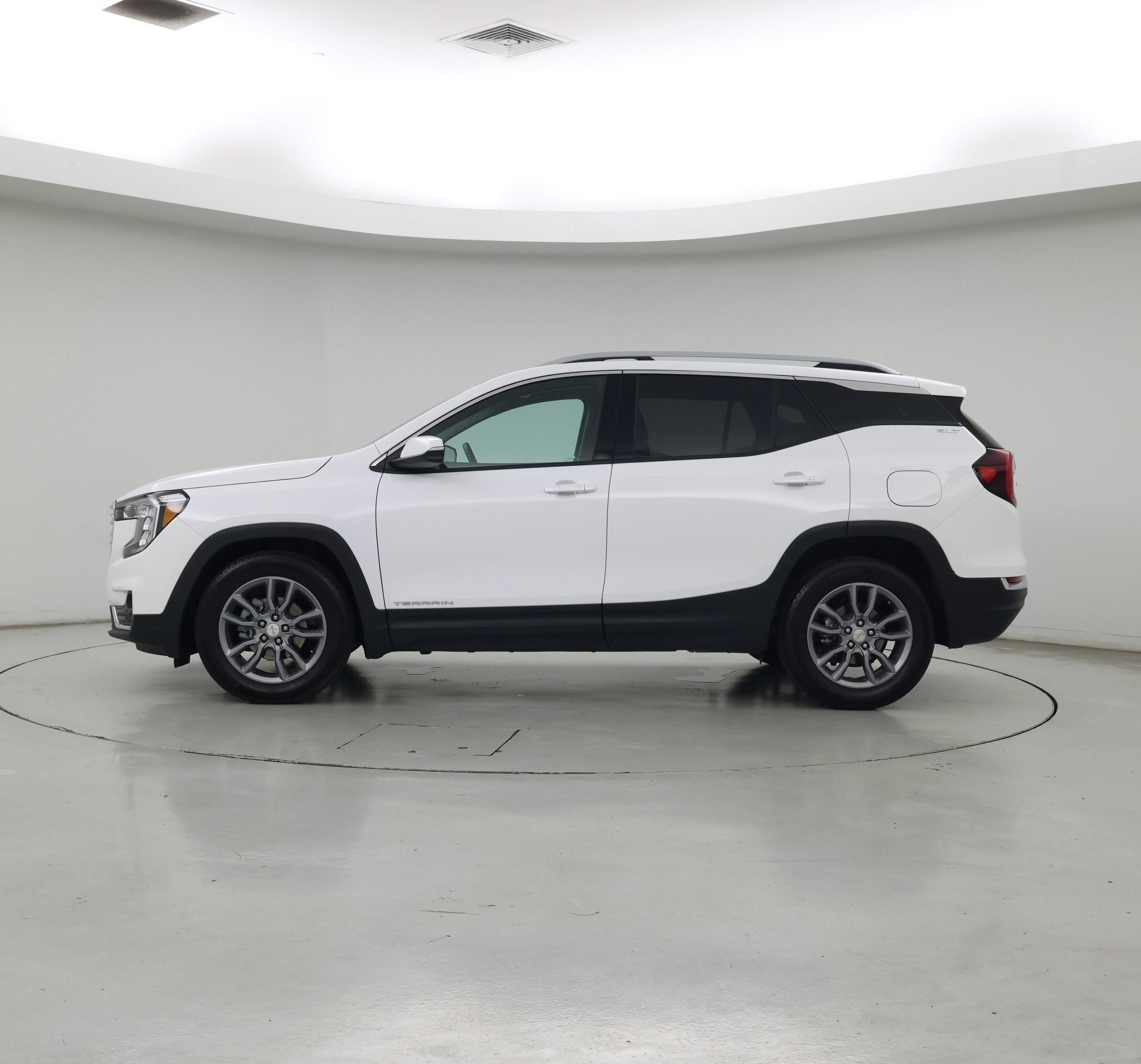 Thumbnail: 2022 GMC Terrain - 3