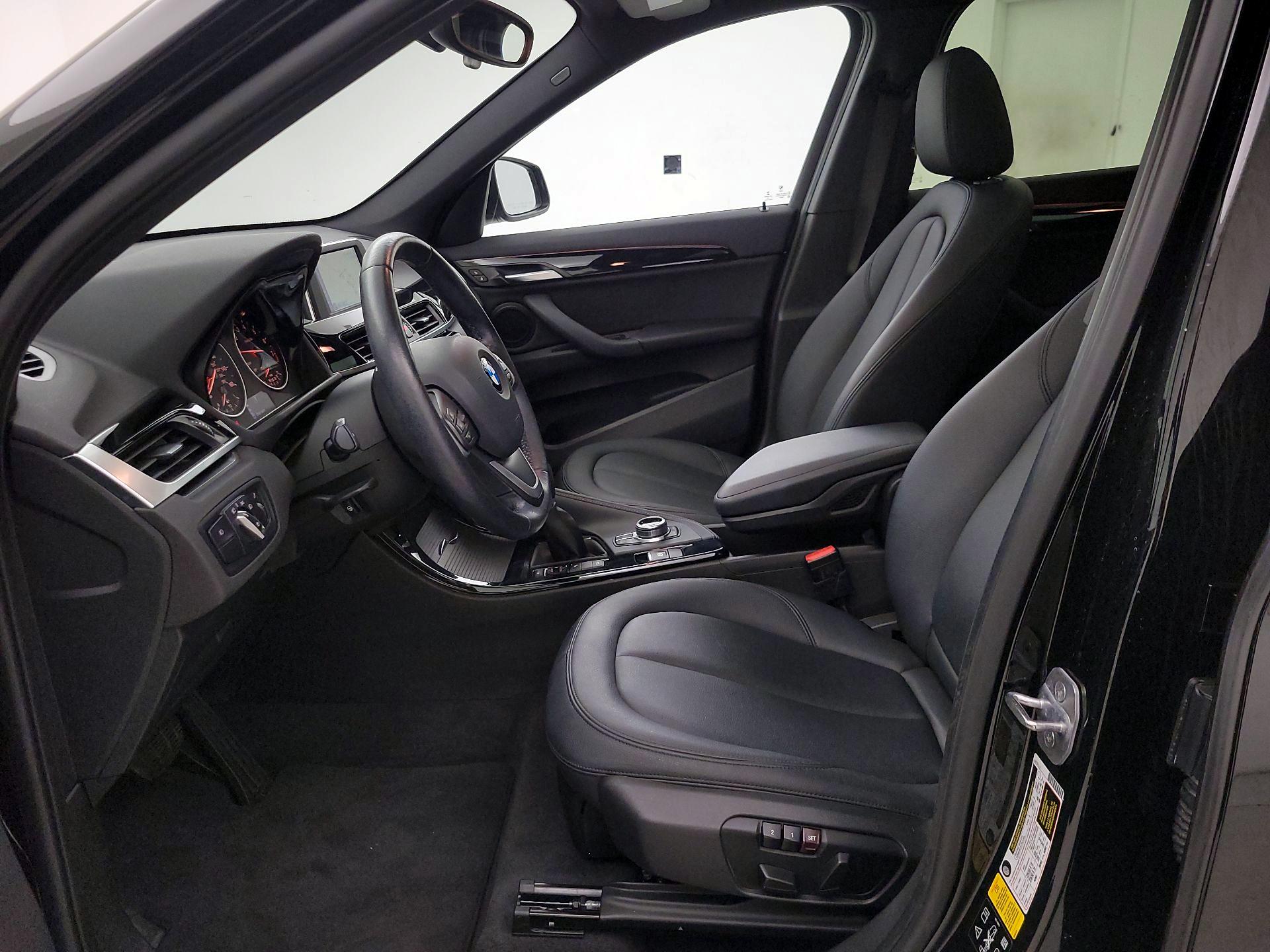 Thumbnail: 2016 BMW X1 - 11