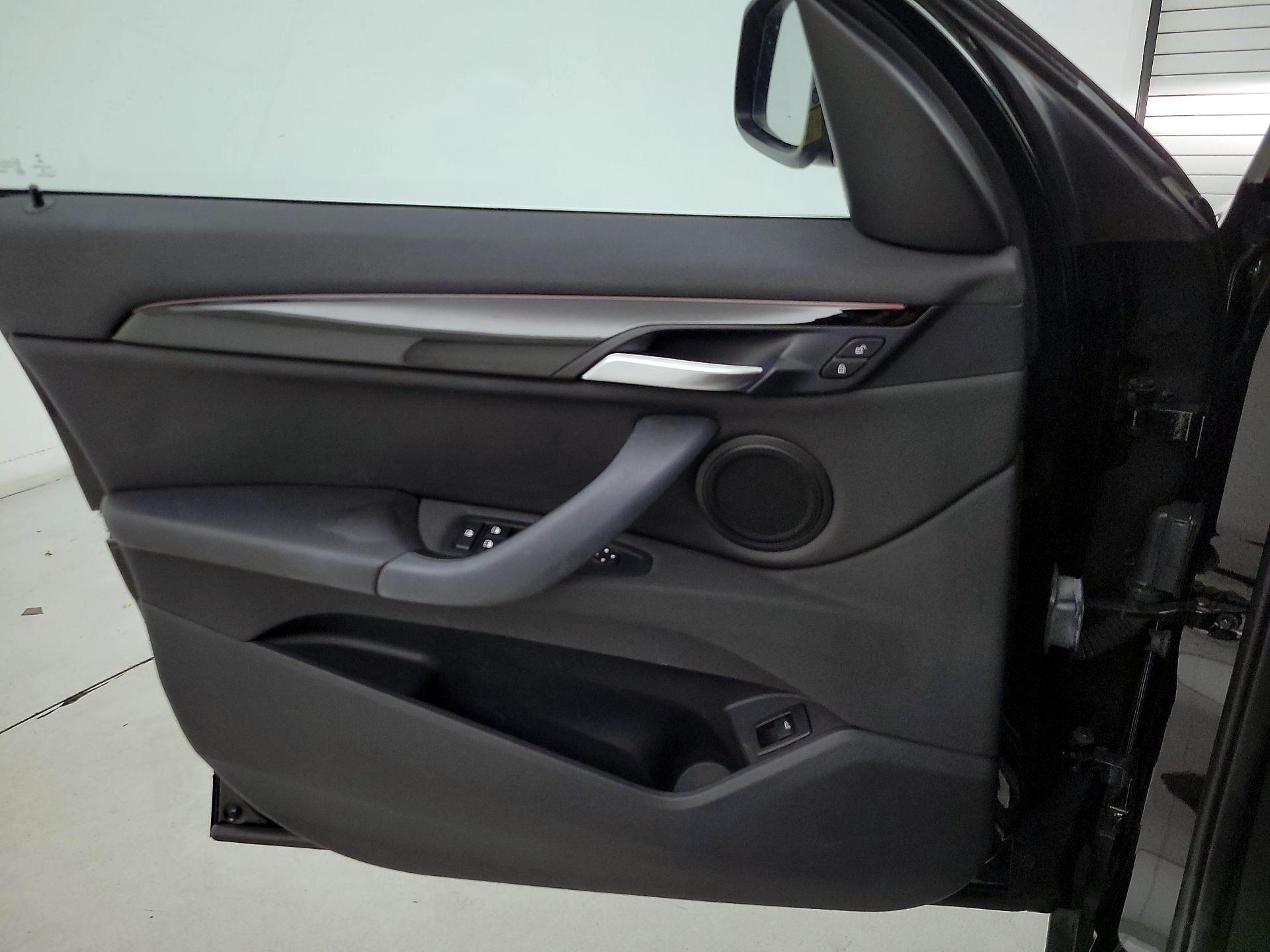 Thumbnail: 2016 BMW X1 - 12