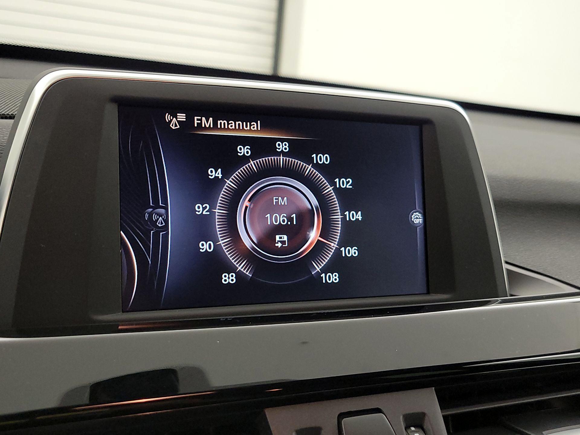 Thumbnail: 2016 BMW X1 - 16
