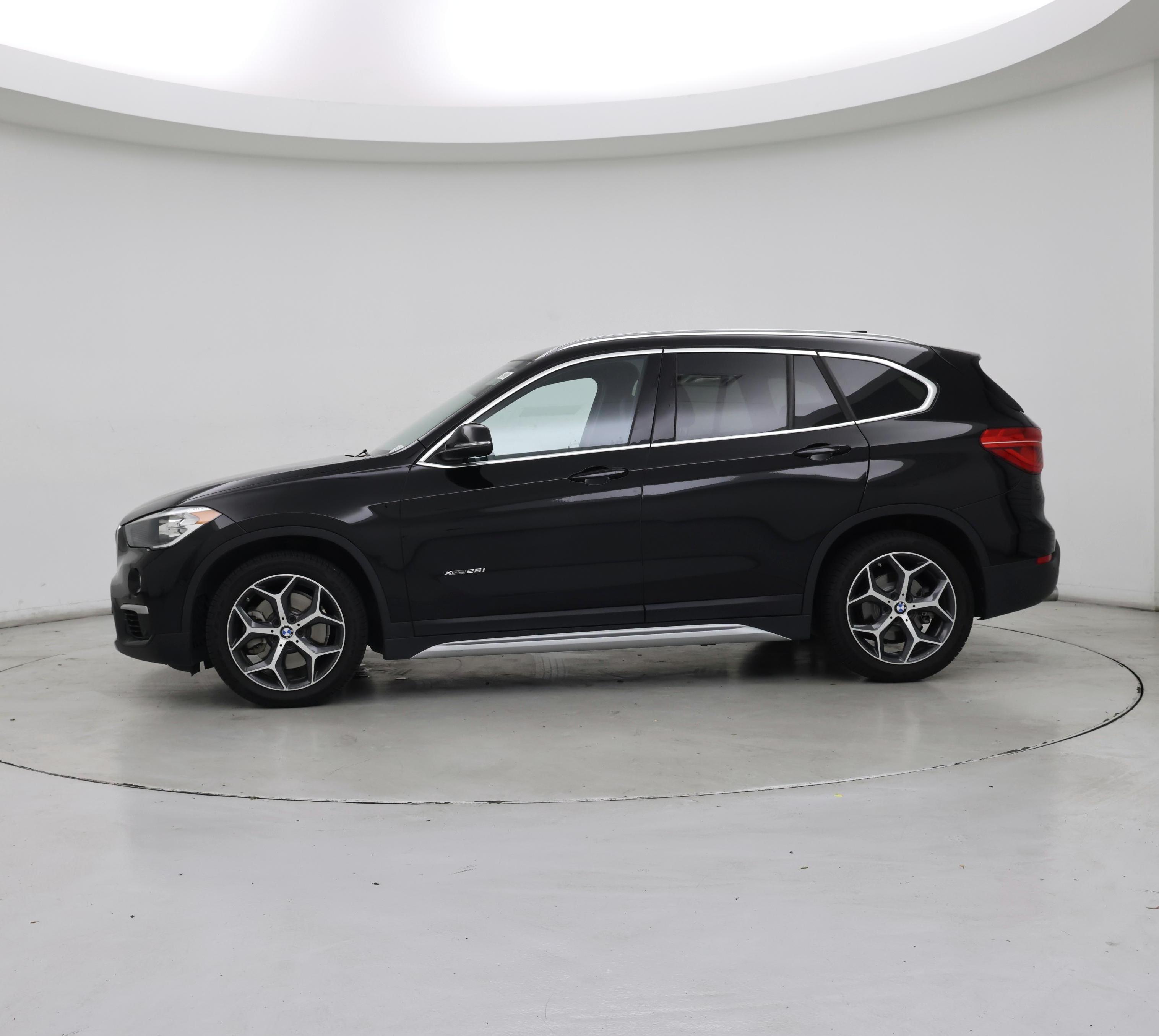 Thumbnail: 2016 BMW X1 - 3