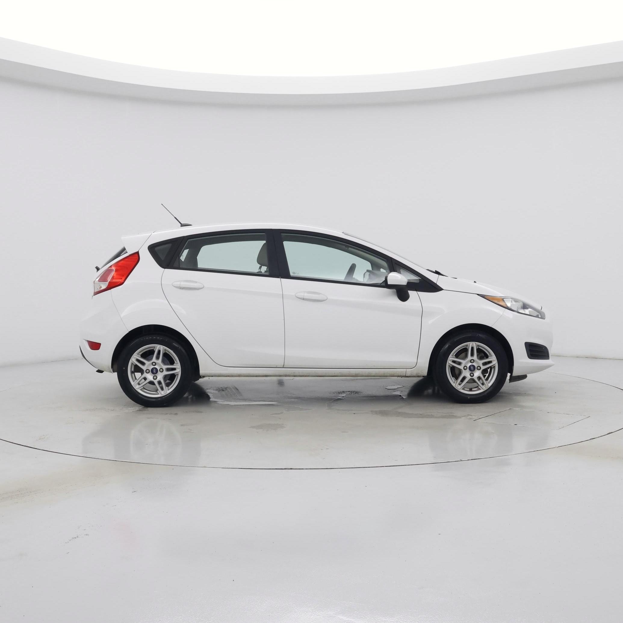 Thumbnail: 2018 Ford Fiesta - 7