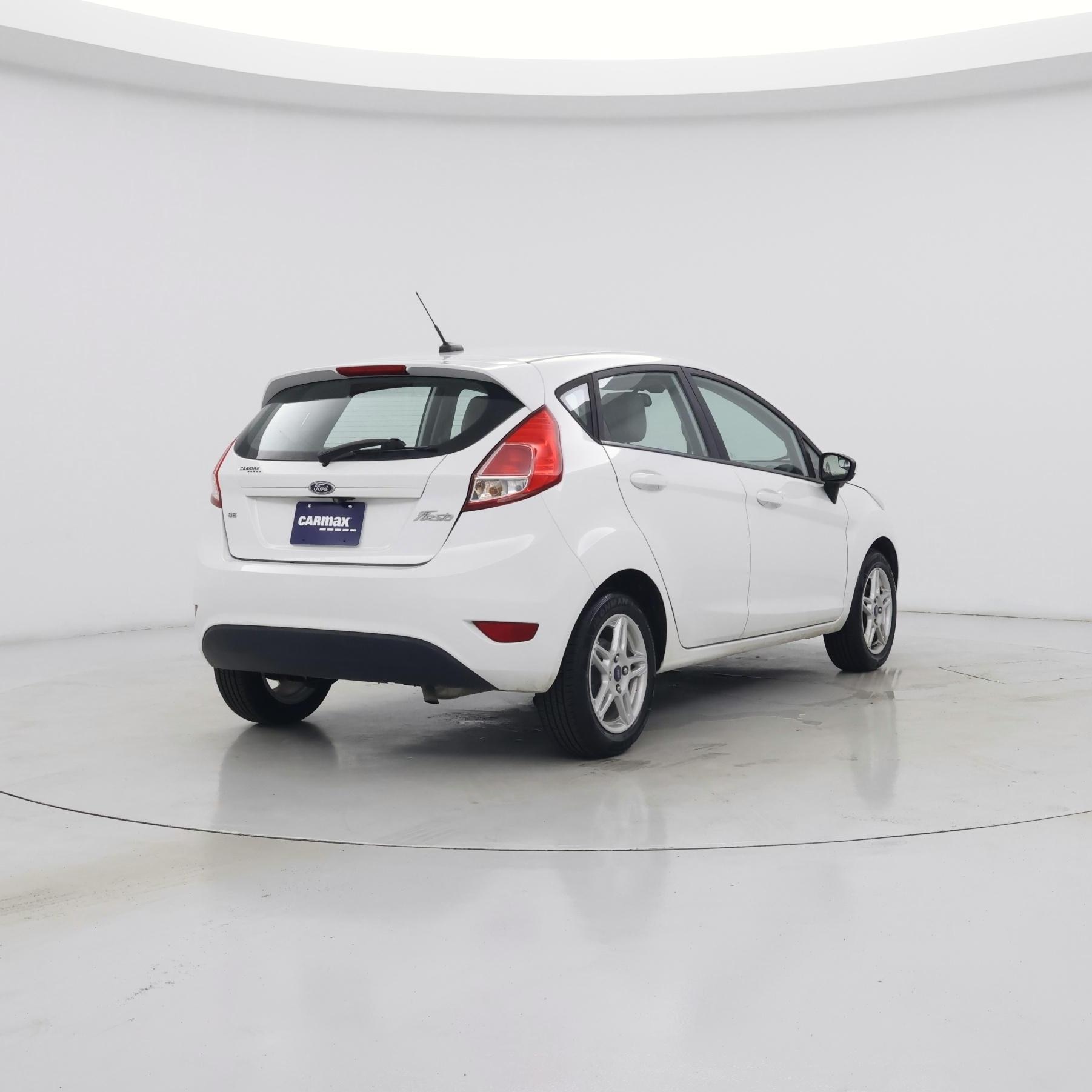 Thumbnail: 2018 Ford Fiesta - 8