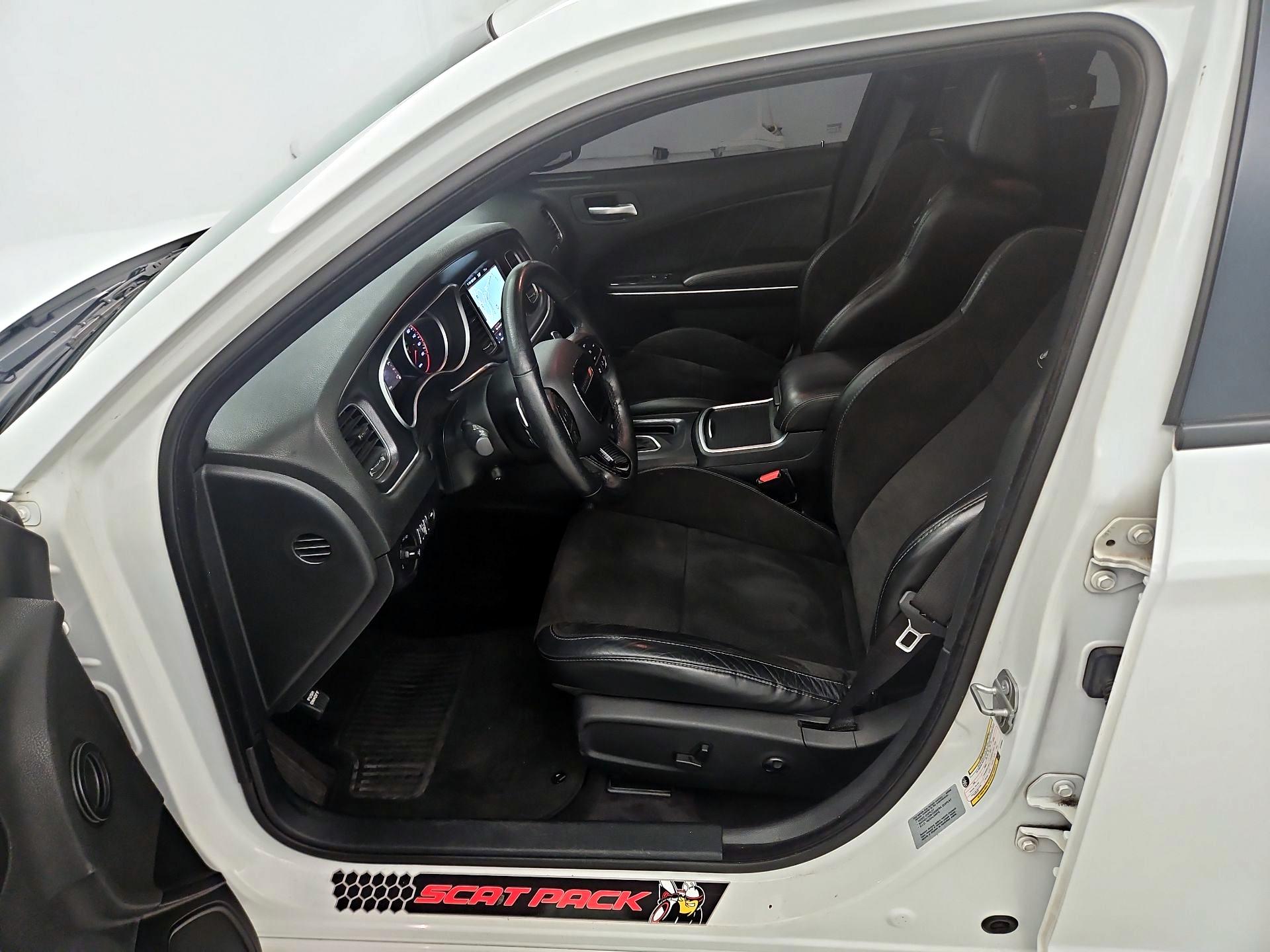 Thumbnail: 2018 Dodge Charger - 11