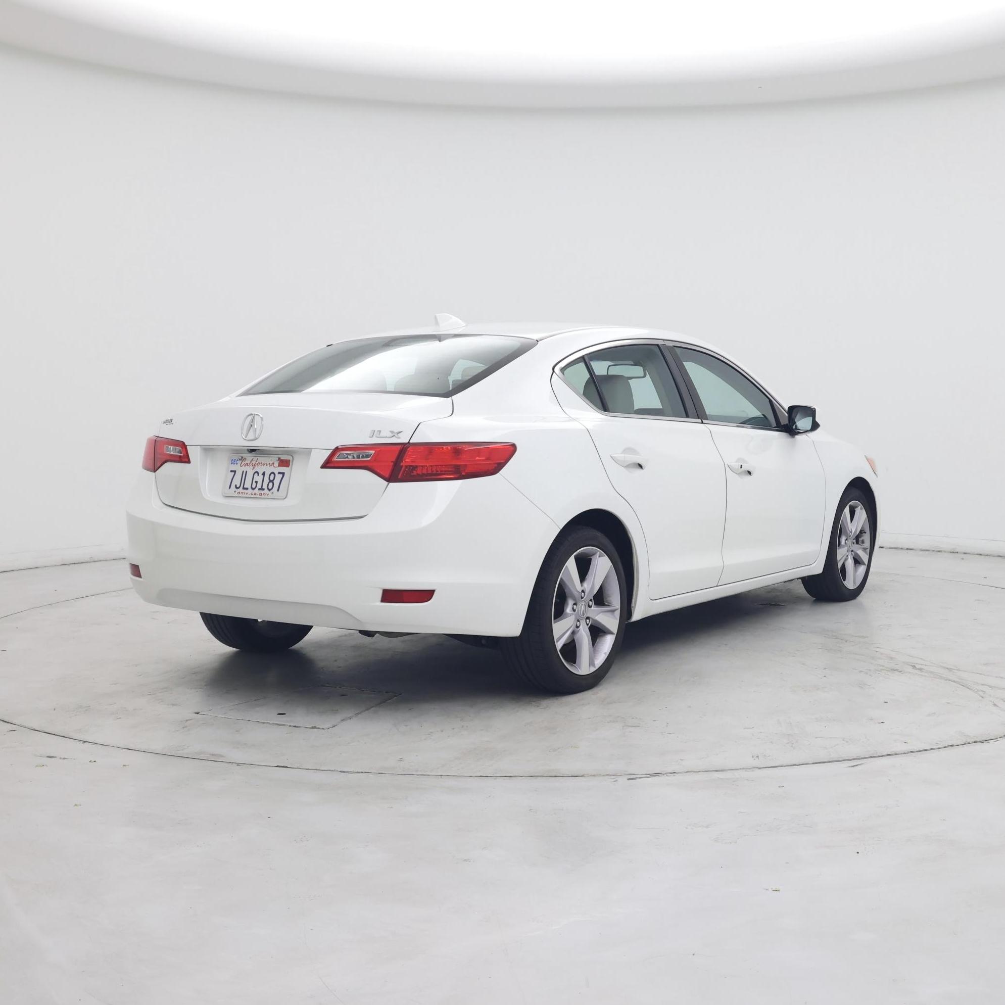 Thumbnail: 2015 Acura ILX - 8