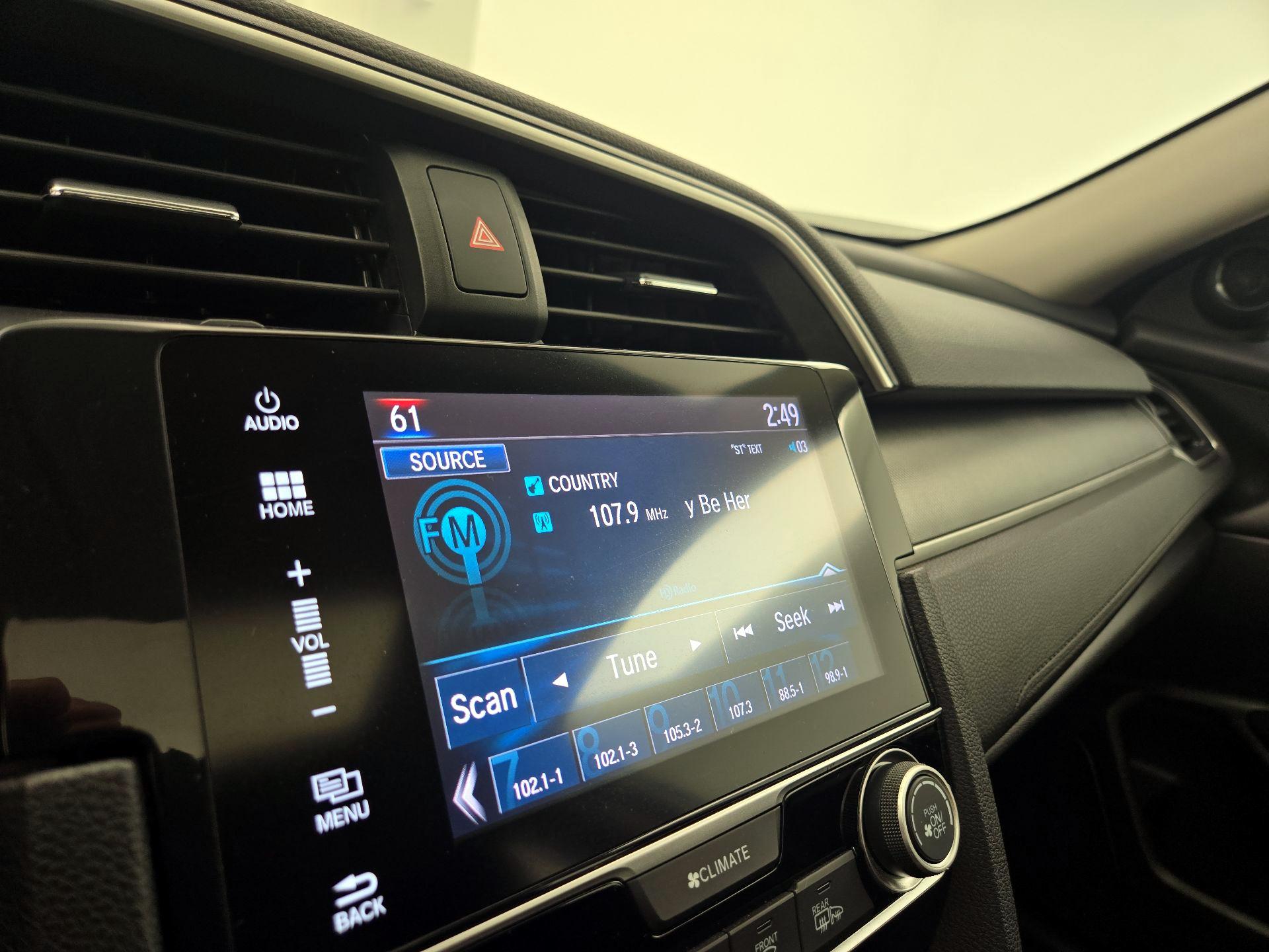 Thumbnail: 2017 Honda Civic - 15