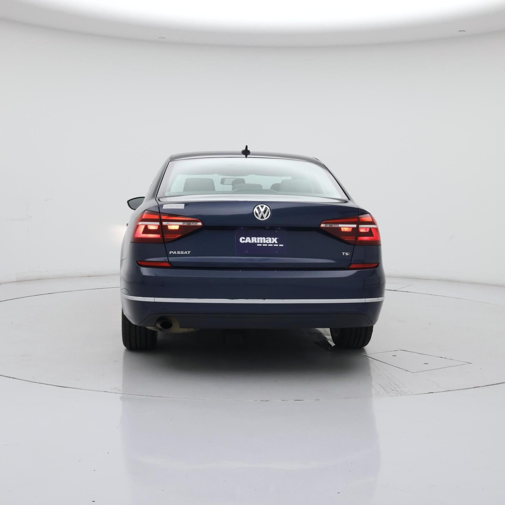 Thumbnail: 2019 Volkswagen Passat - 6