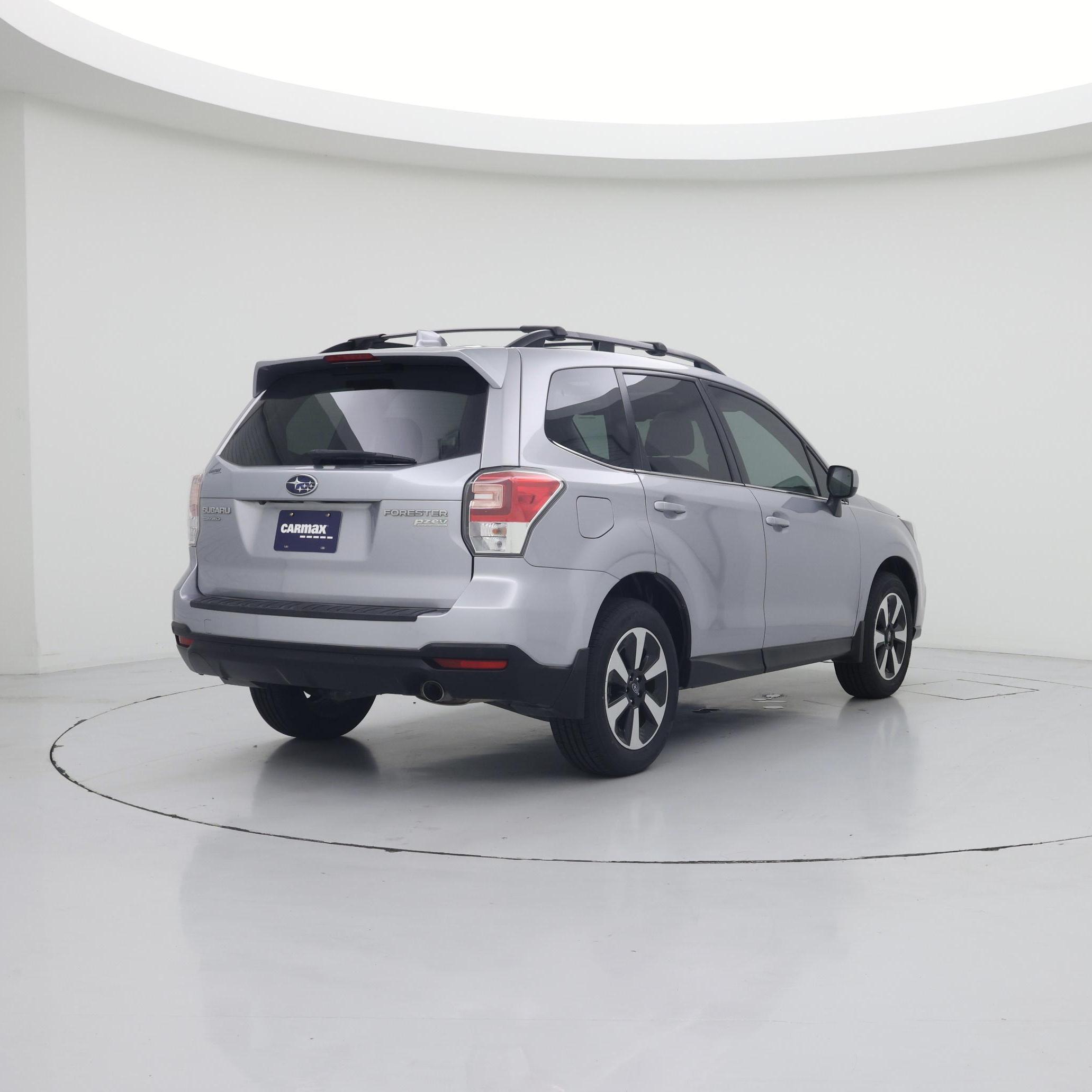 Thumbnail: 2017 Subaru Forester - 8