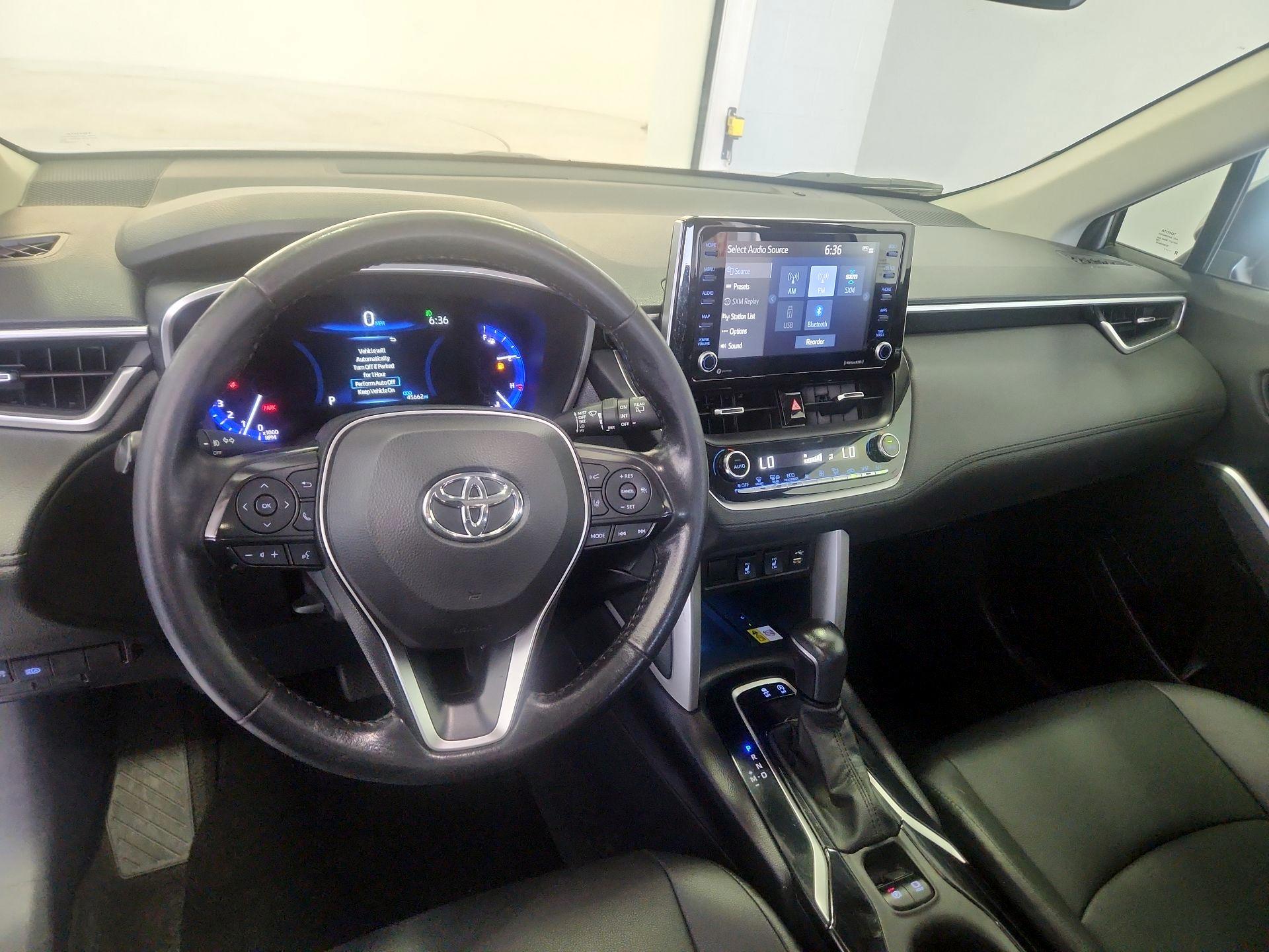 Thumbnail: 2022 Toyota Corolla Cross - 9