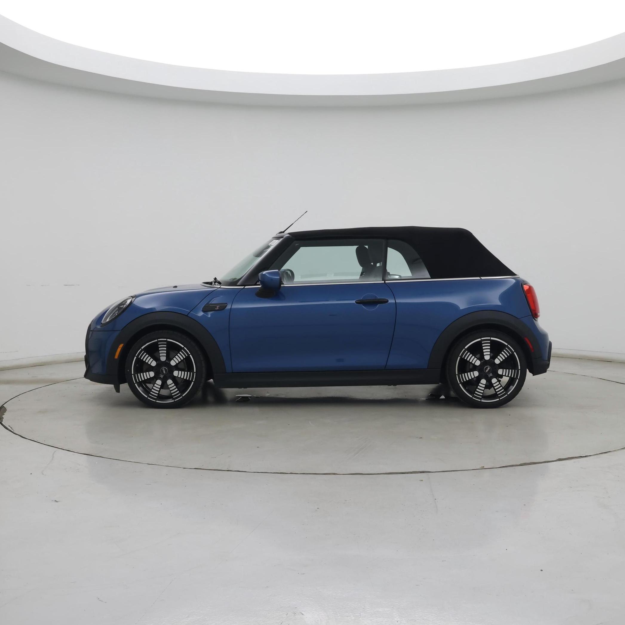 Thumbnail: 2022 MINI Cooper - 3