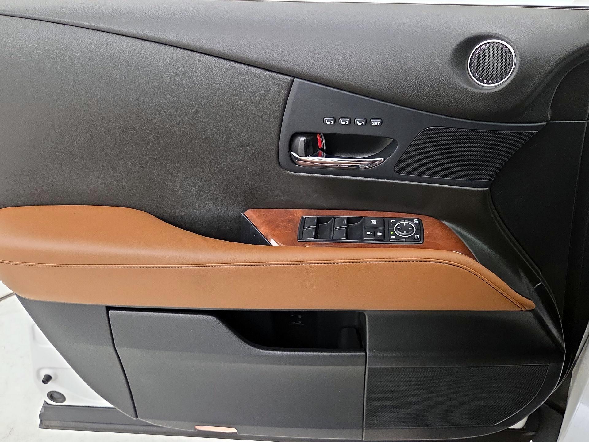 Thumbnail: 2015 Lexus RX - 12