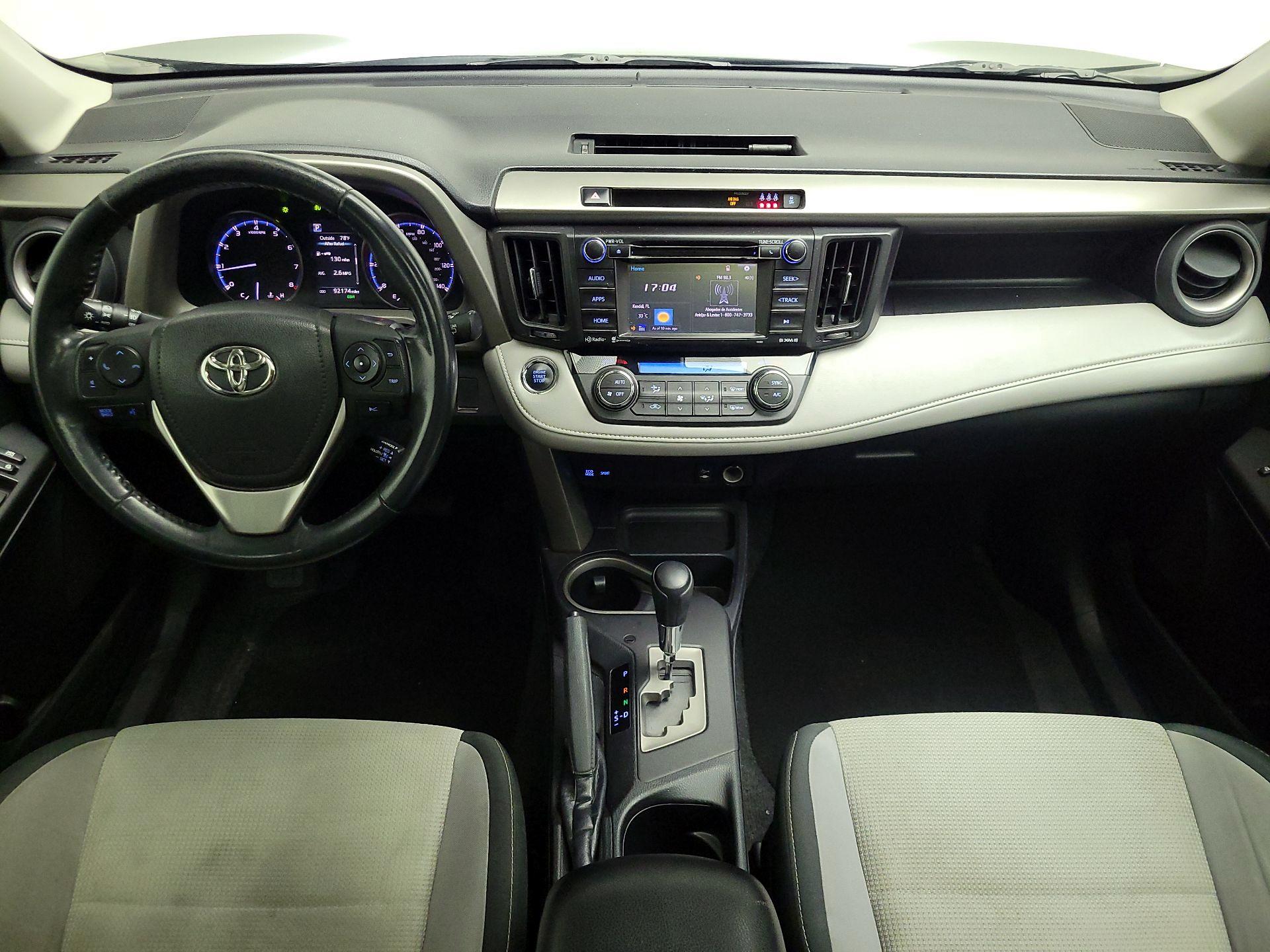 Thumbnail: 2018 Toyota RAV4 - 9