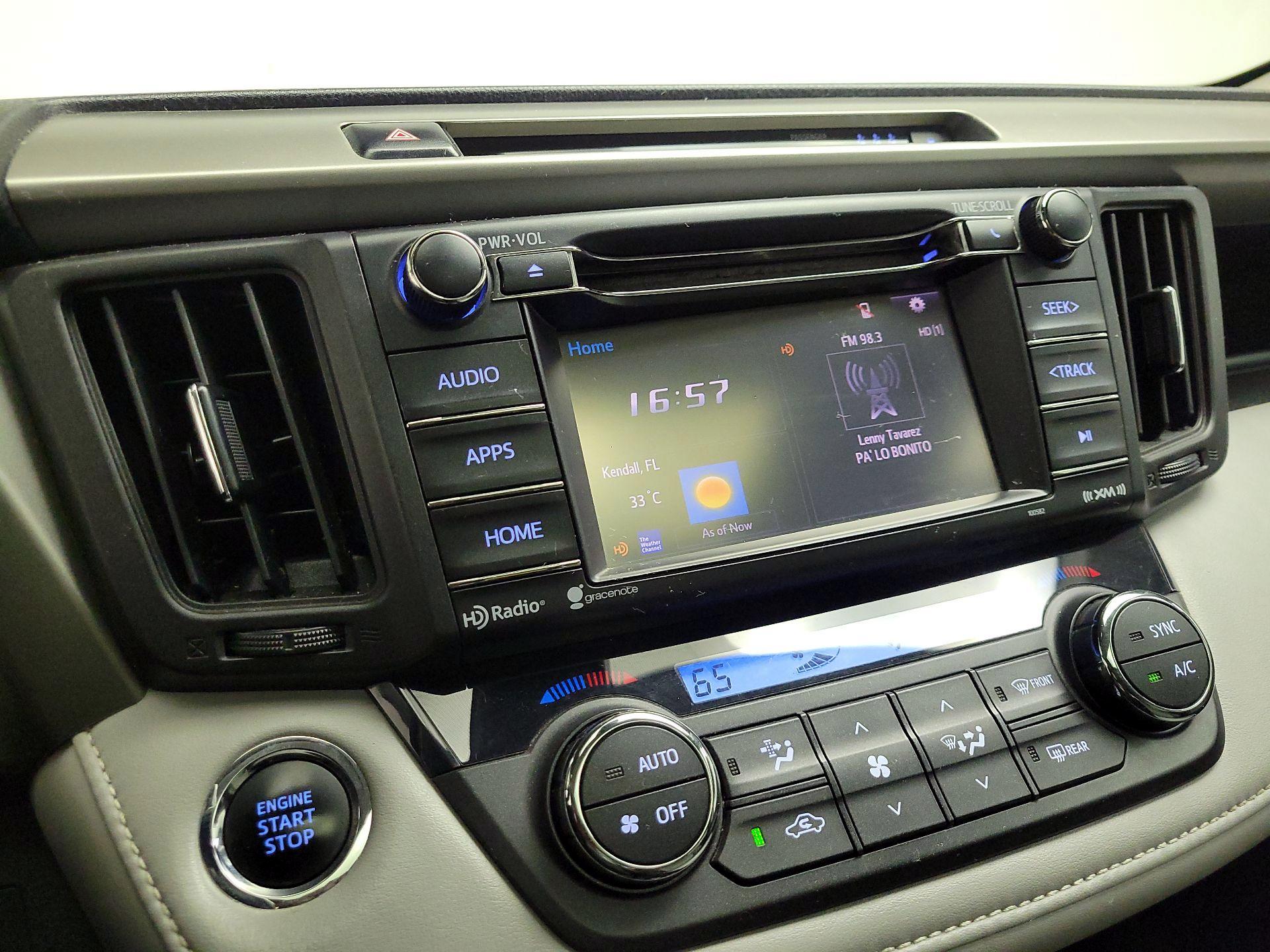 Thumbnail: 2018 Toyota RAV4 - 15