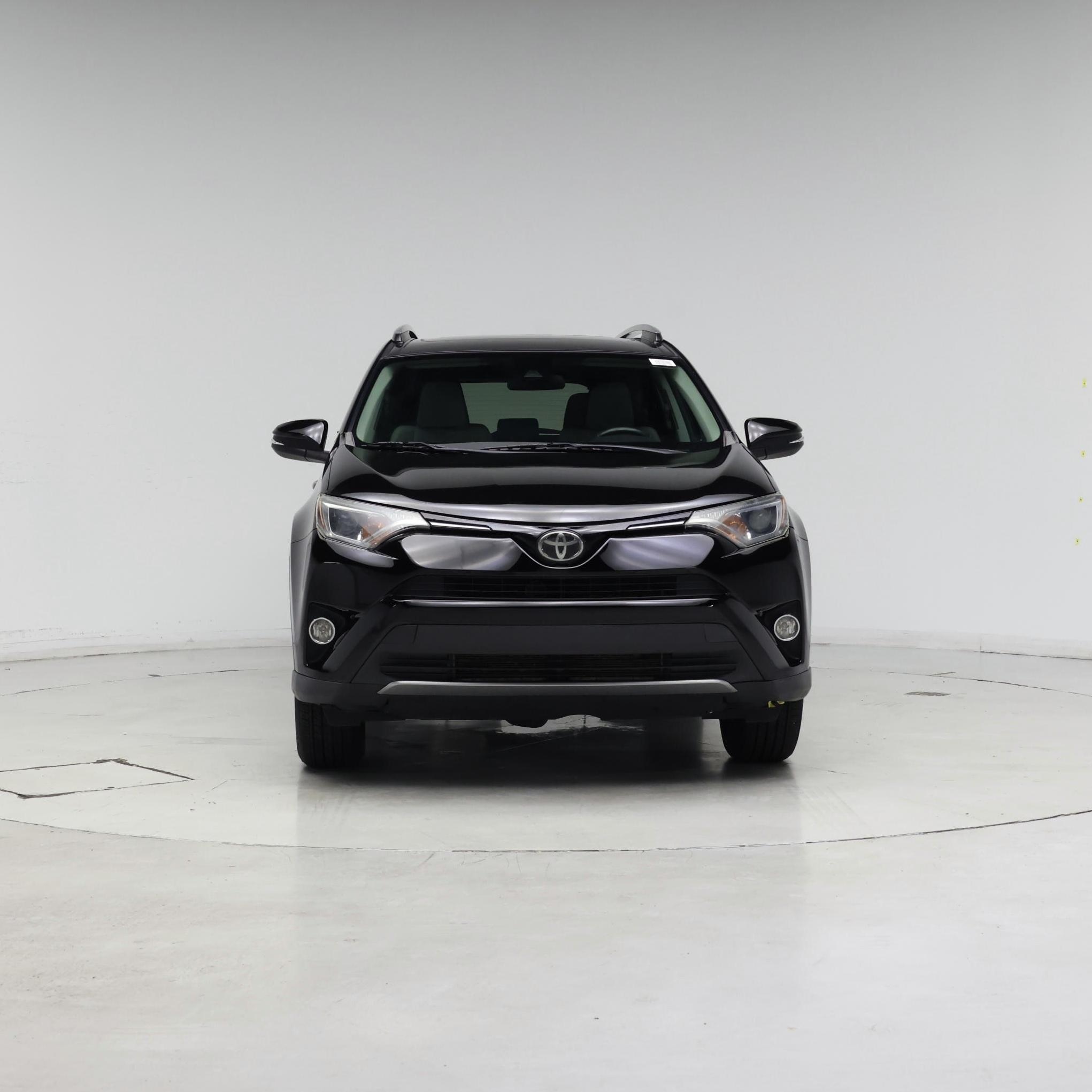 Thumbnail: 2018 Toyota RAV4 - 5