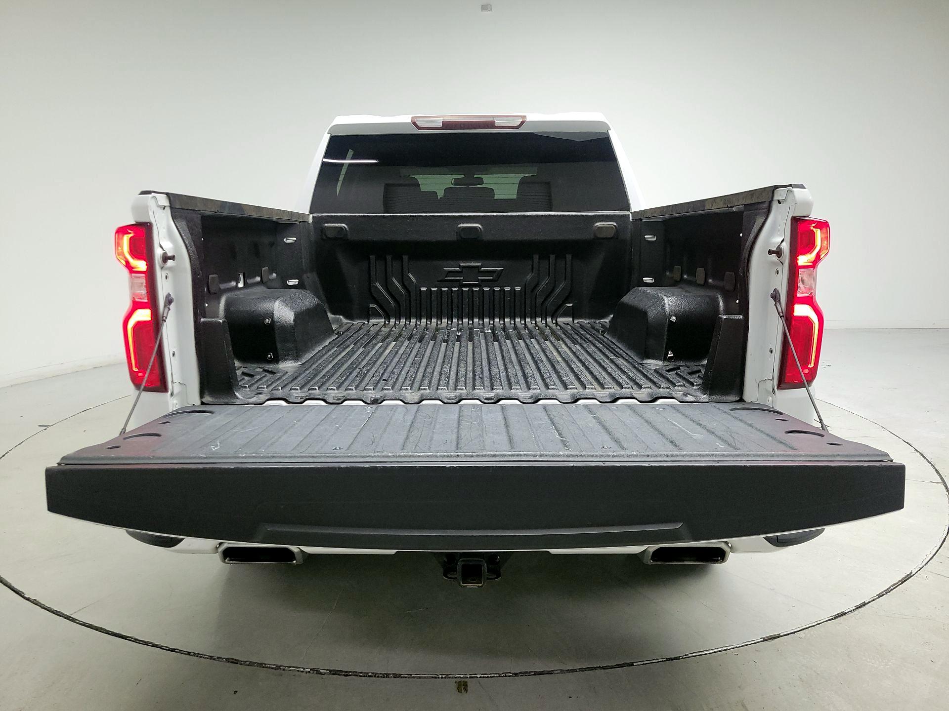 Thumbnail: 2019 Chevrolet Silverado 1500 - 20