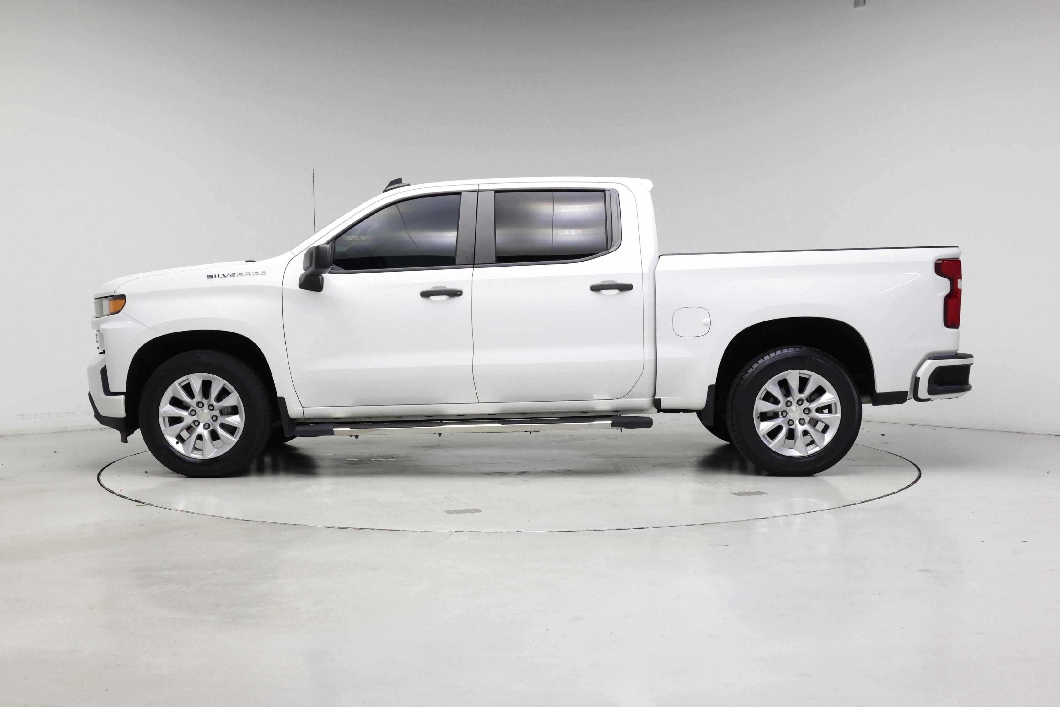 Thumbnail: 2019 Chevrolet Silverado 1500 - 3