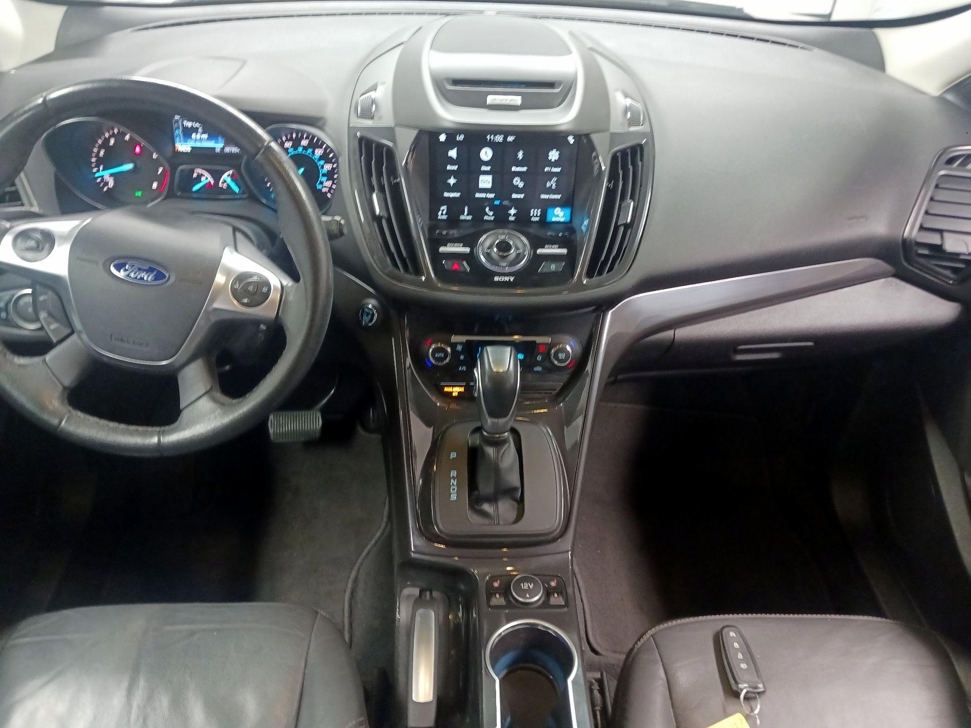 Thumbnail: 2016 Ford Escape - 9