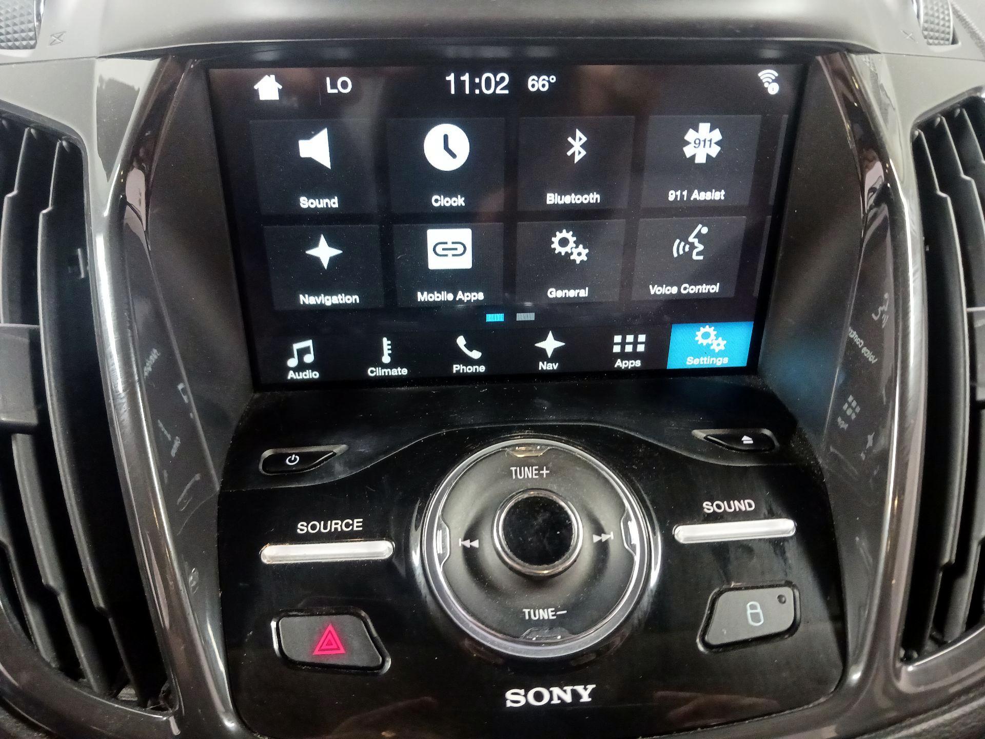 Thumbnail: 2016 Ford Escape - 13