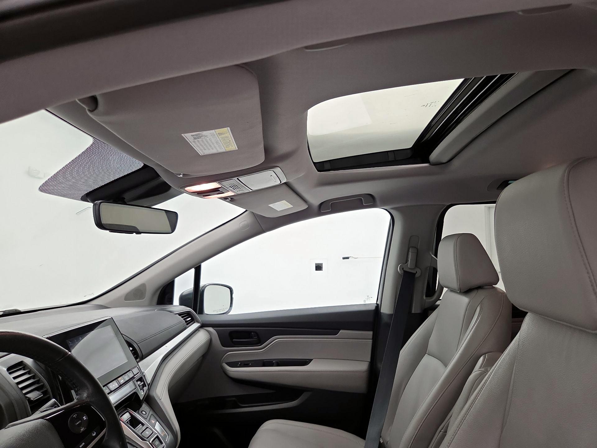 Thumbnail: 2019 Honda Odyssey - 19