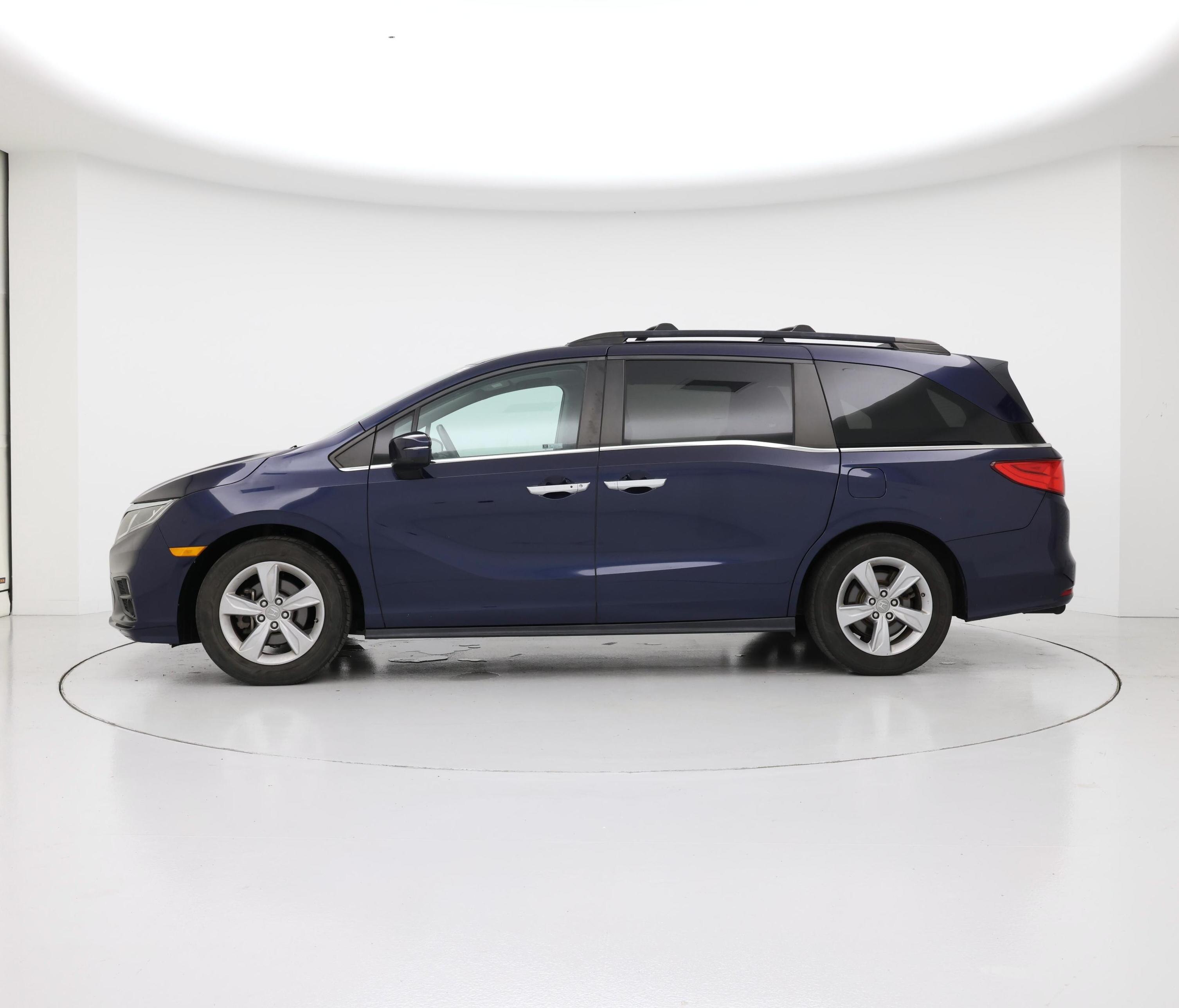 Thumbnail: 2019 Honda Odyssey - 3