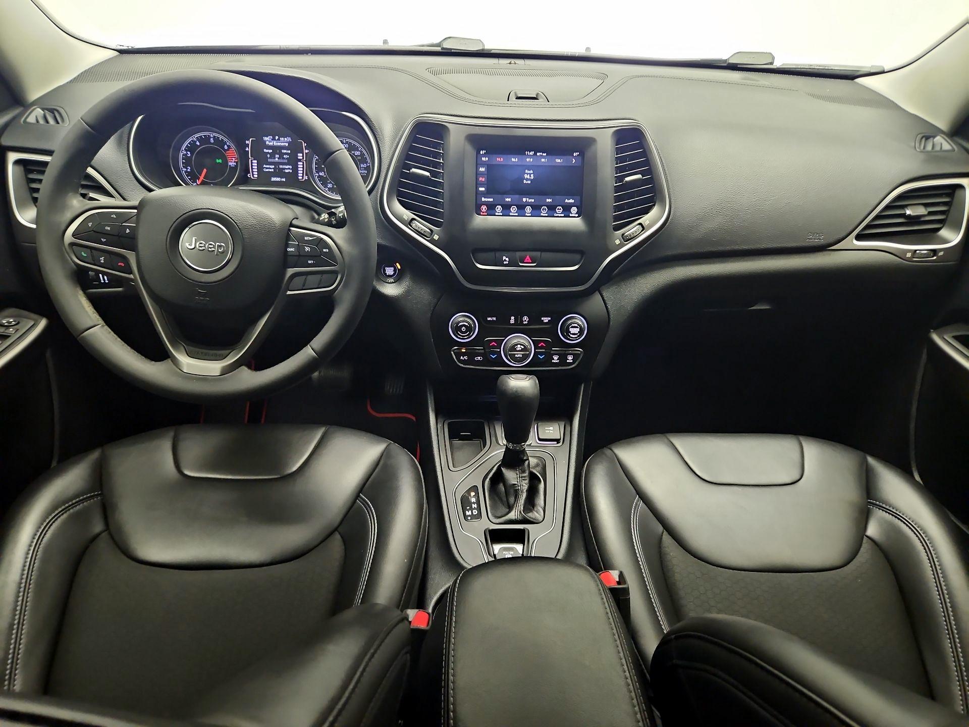 Thumbnail: 2020 Jeep Cherokee - 9