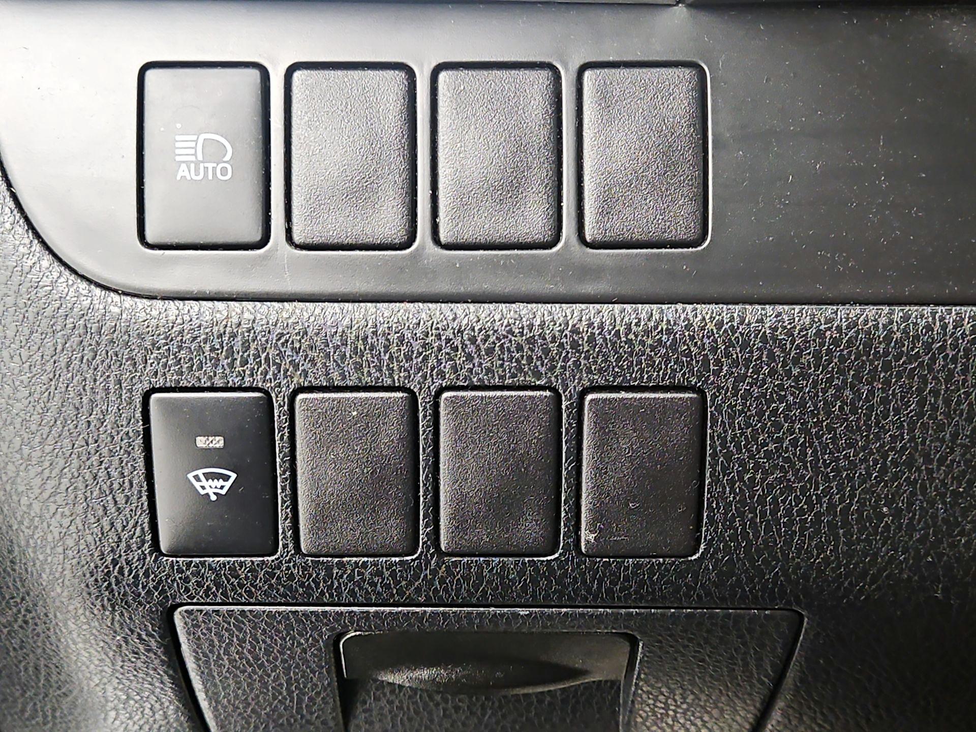 Thumbnail: 2019 Toyota Highlander - 13
