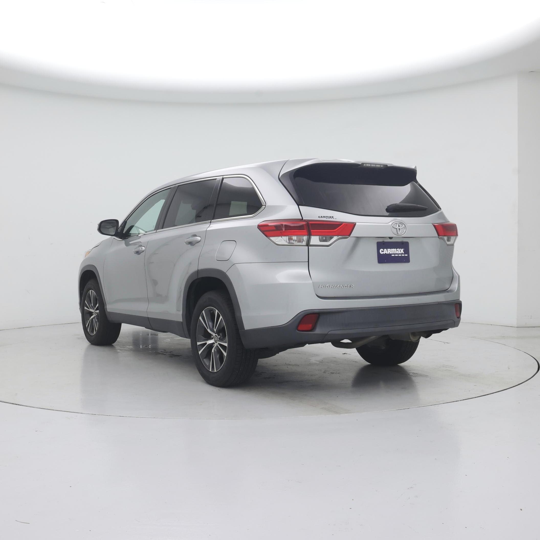 Thumbnail: 2019 Toyota Highlander - 2