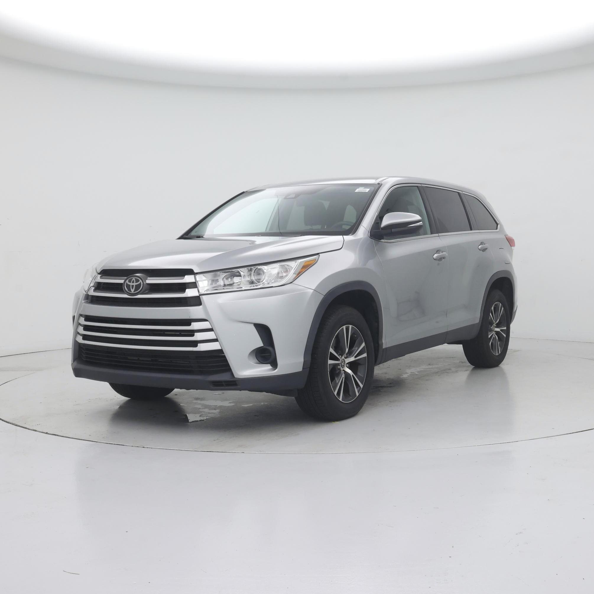 Thumbnail: 2019 Toyota Highlander - 4