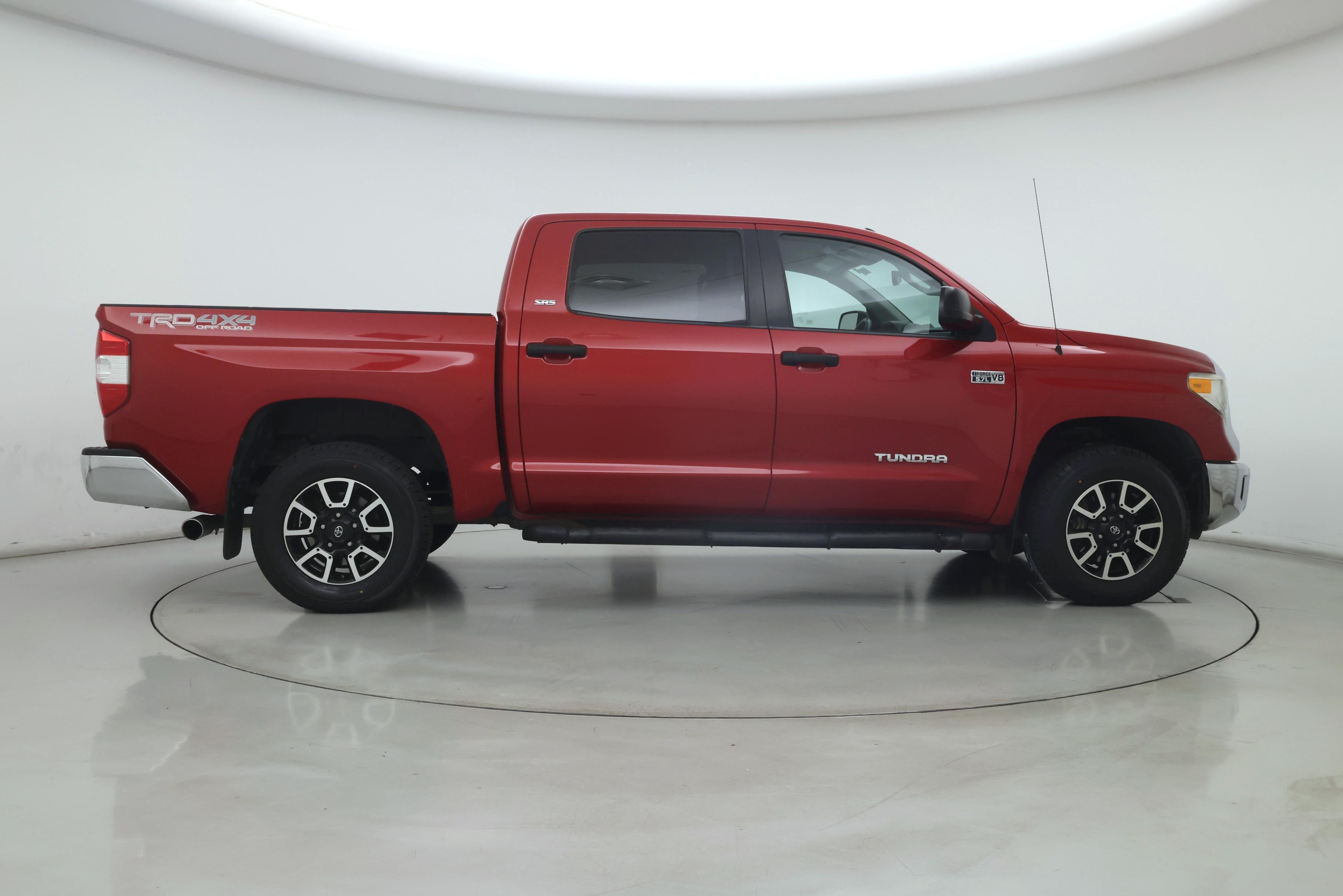 Thumbnail: 2017 Toyota Tundra - 7
