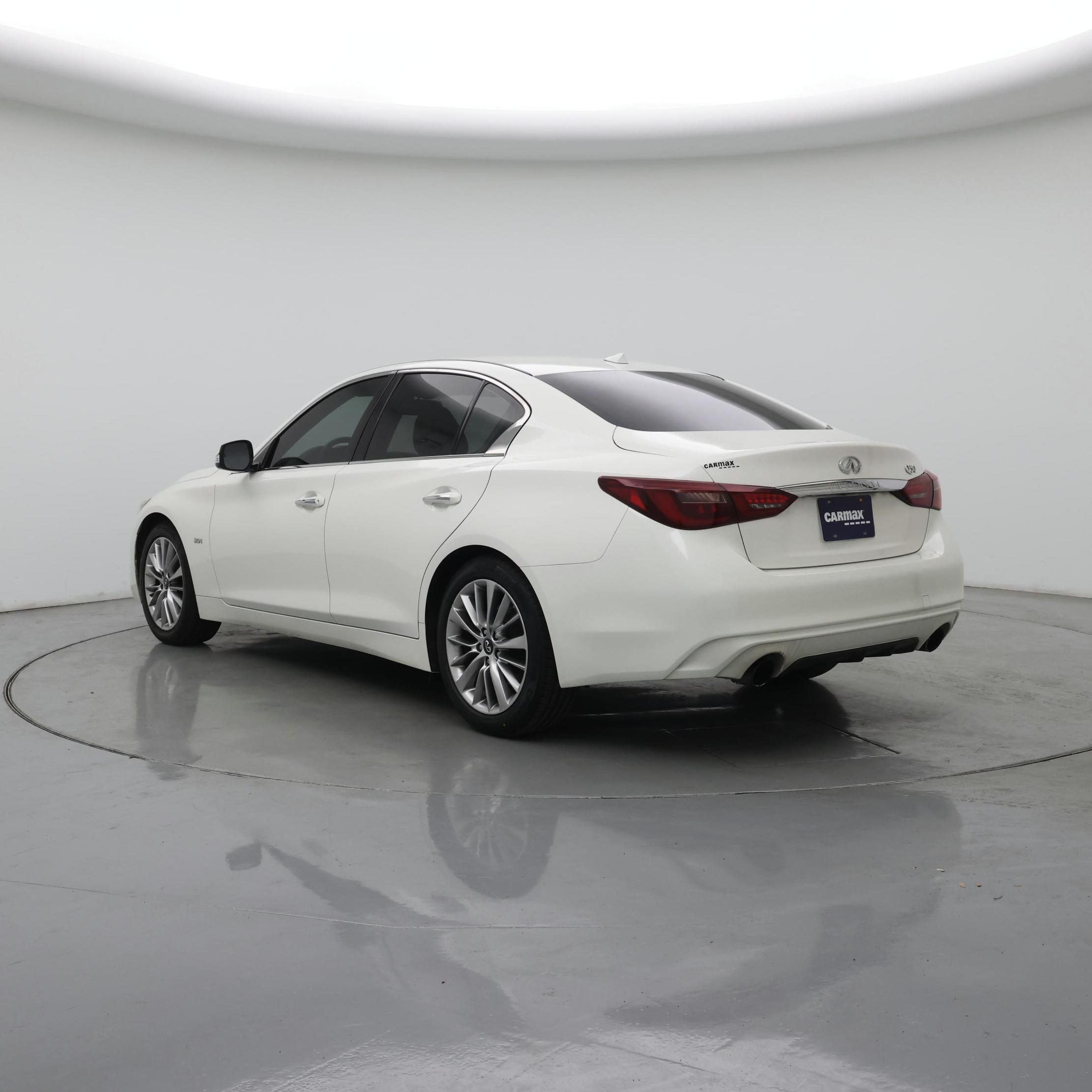 Thumbnail: 2018 INFINITI Q50 - 2