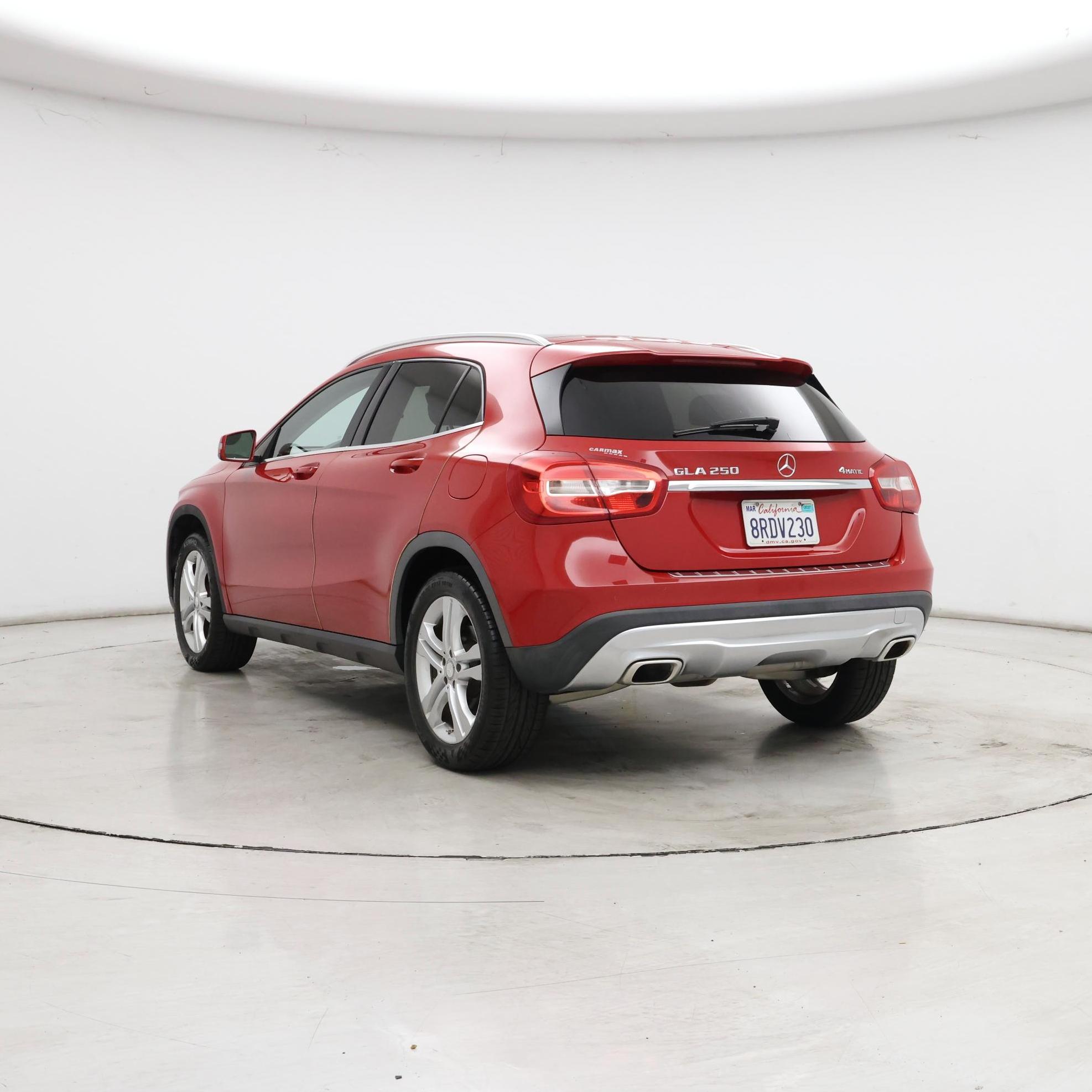 Thumbnail: 2015 Mercedes-Benz GLA - 2