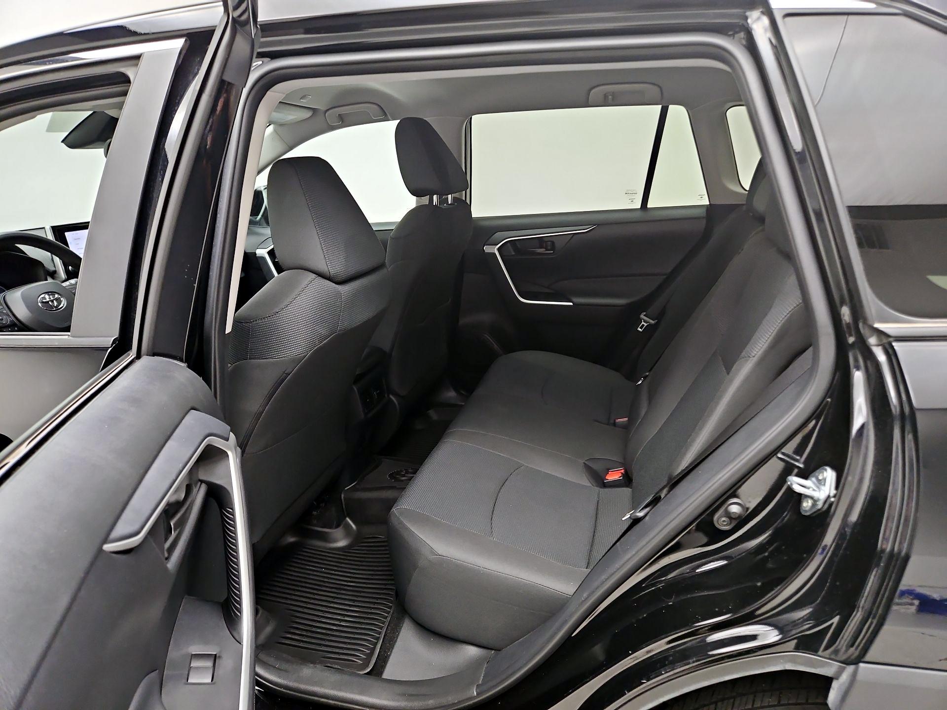 Thumbnail: 2024 Toyota RAV4 - 19