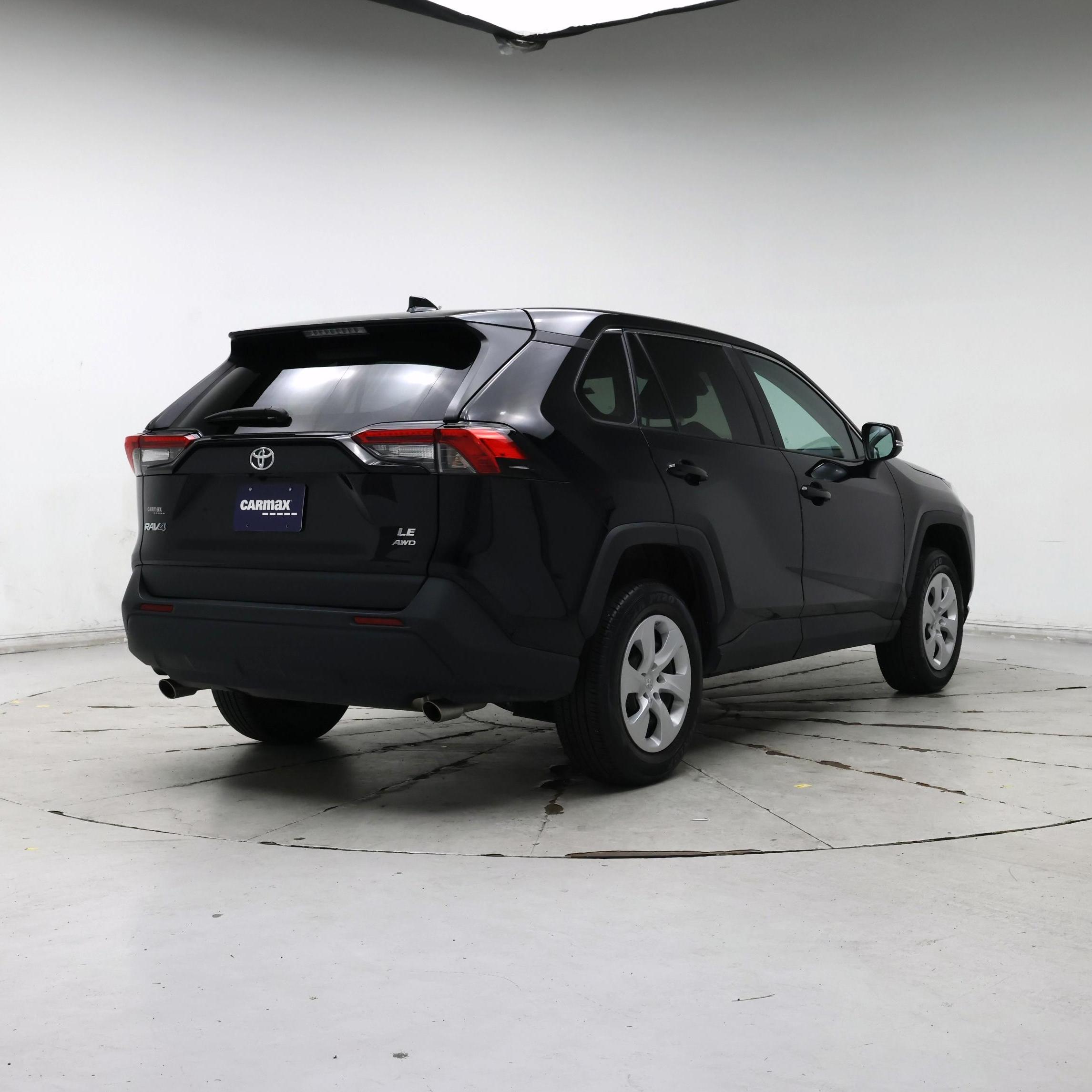 Thumbnail: 2024 Toyota RAV4 - 8