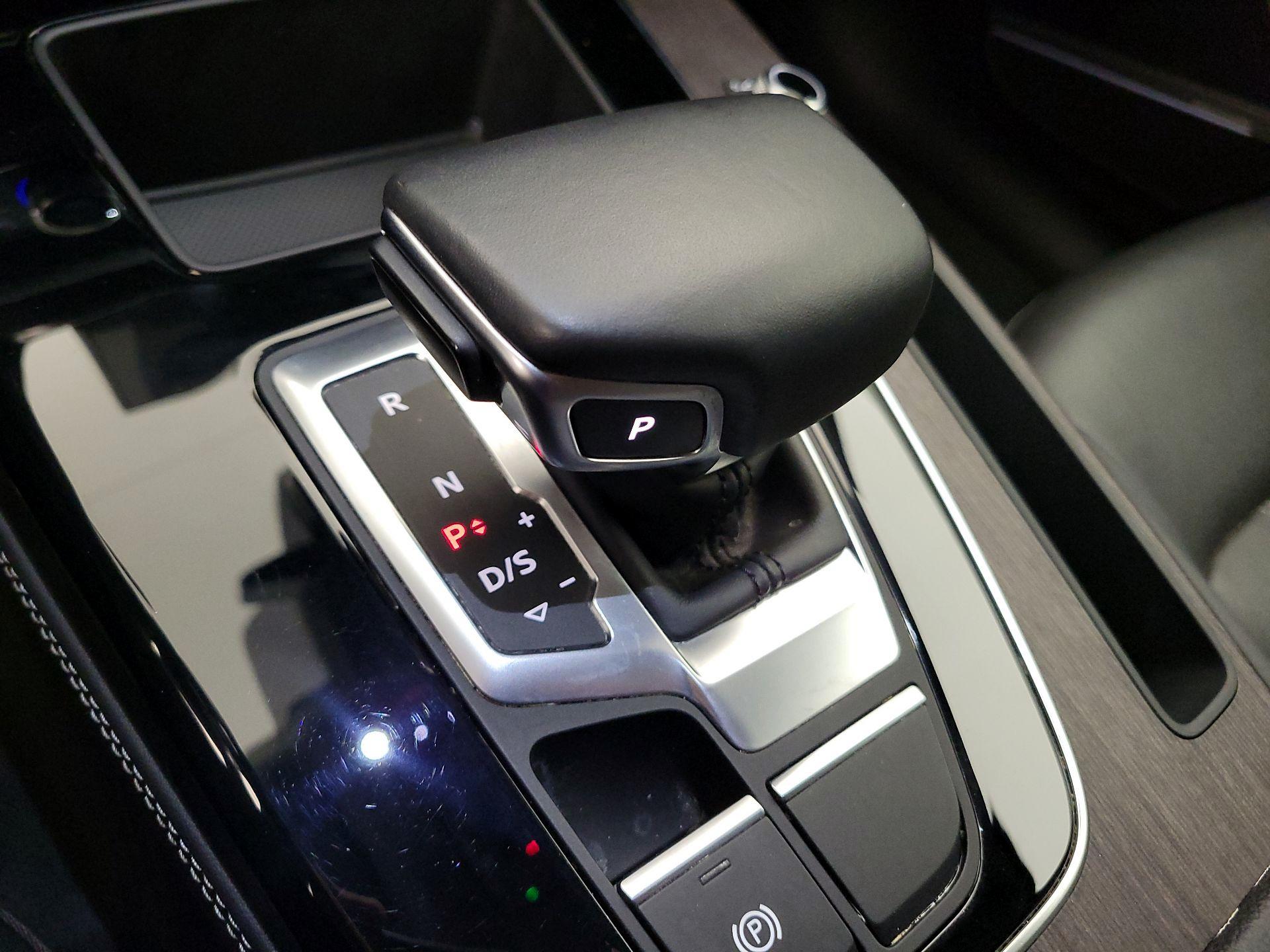 Thumbnail: 2021 Audi Q5 - 18