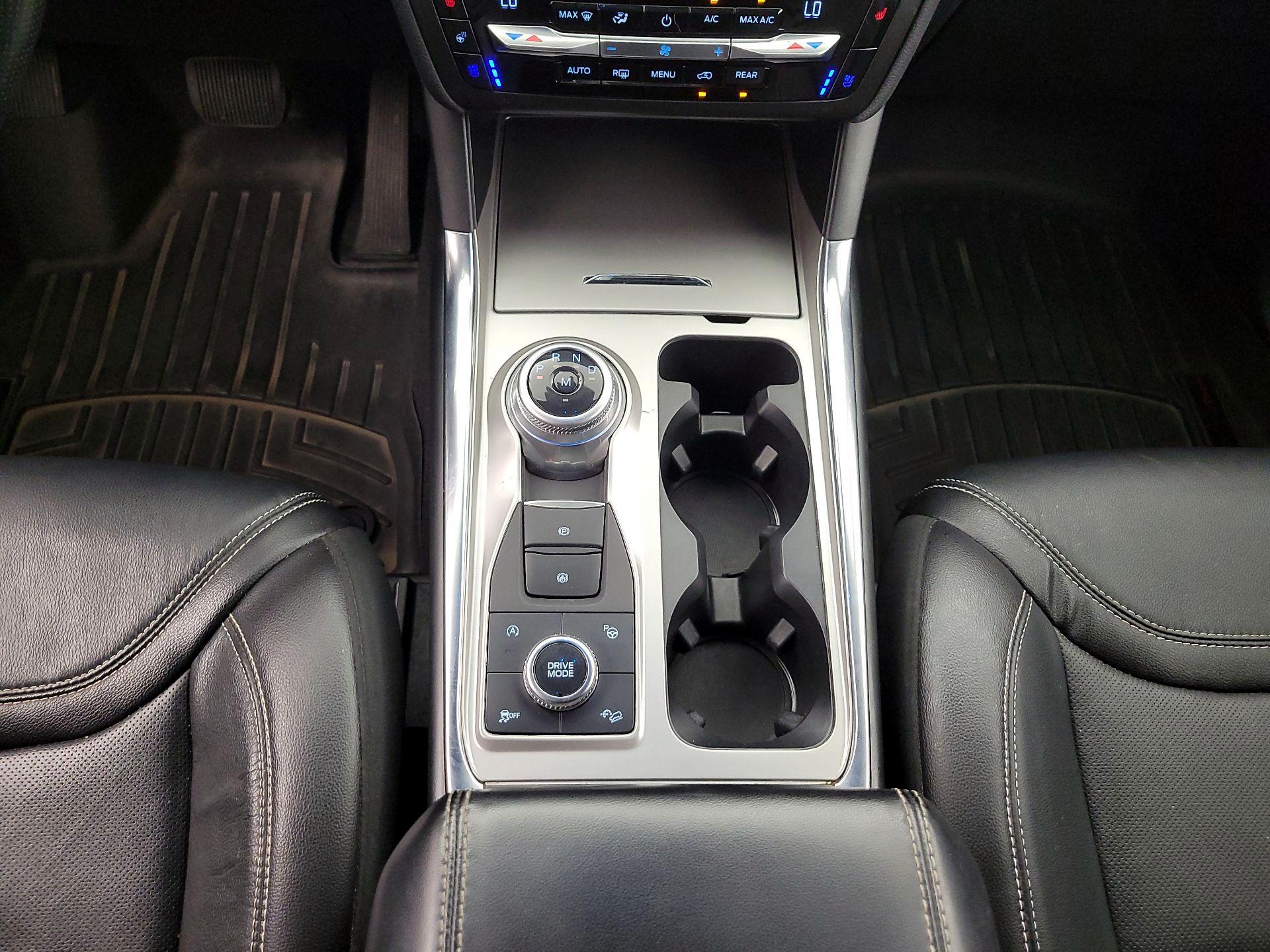 Thumbnail: 2020 Ford Explorer - 18